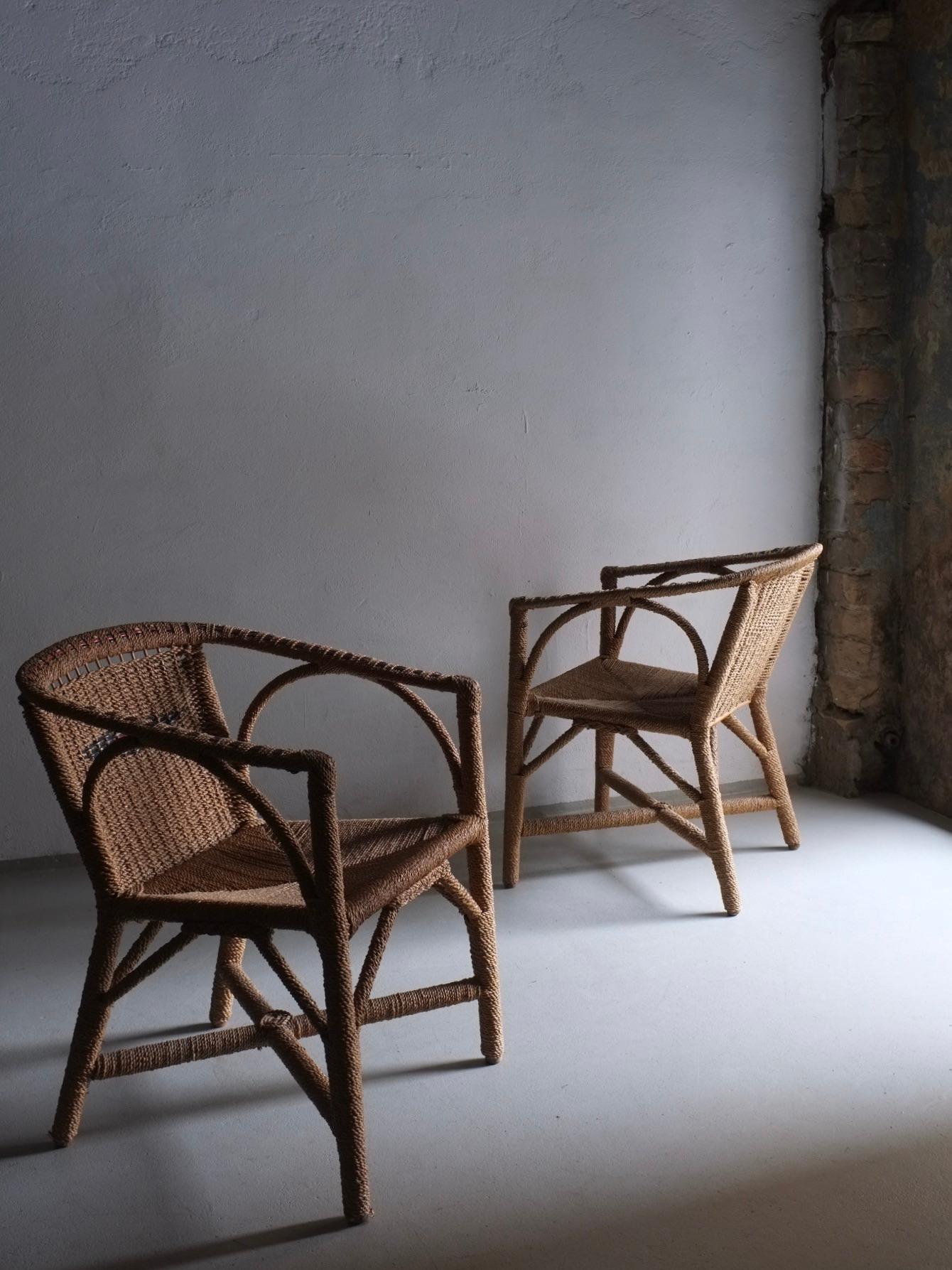 Vintage woven wicker patio or garden furniture set. Despite the material, it’s preserved very well.

Additional information:
Country of manufacture: Unknown (most likely to be from France)
Design period: 1970s (or earlier)
Dimensions: Chair : 53 W x