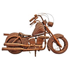 Moto de mimbre tejido de Tom Dixon