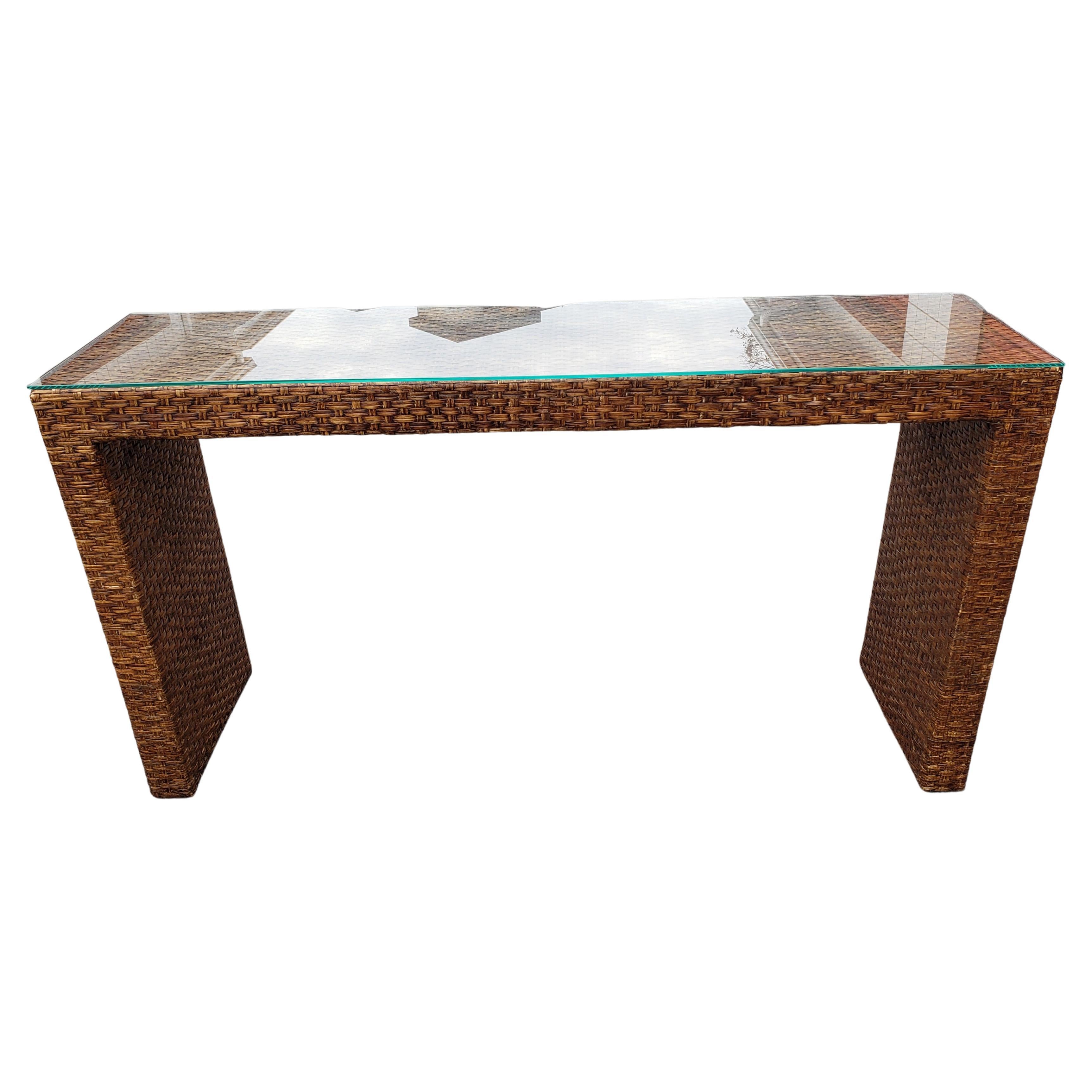 Hand-Crafted Woven Wicker Parsons Style Console Table Sofa Table with Glass Top, Circa 1980s