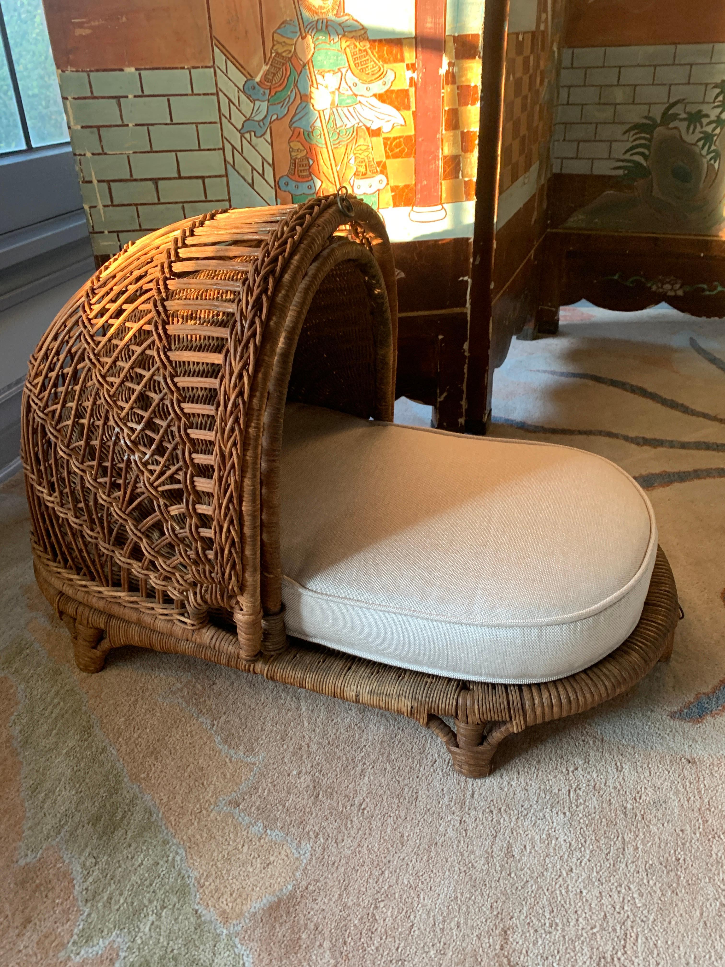 20th Century Woven Wicker Rattan Dog Bed with Closing Top and Linen Cushion