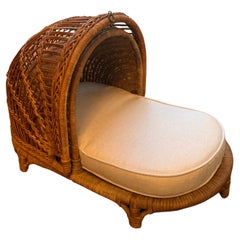 Woven Wicker Rattan Dog Bed with Closing Top and Linen Cushion