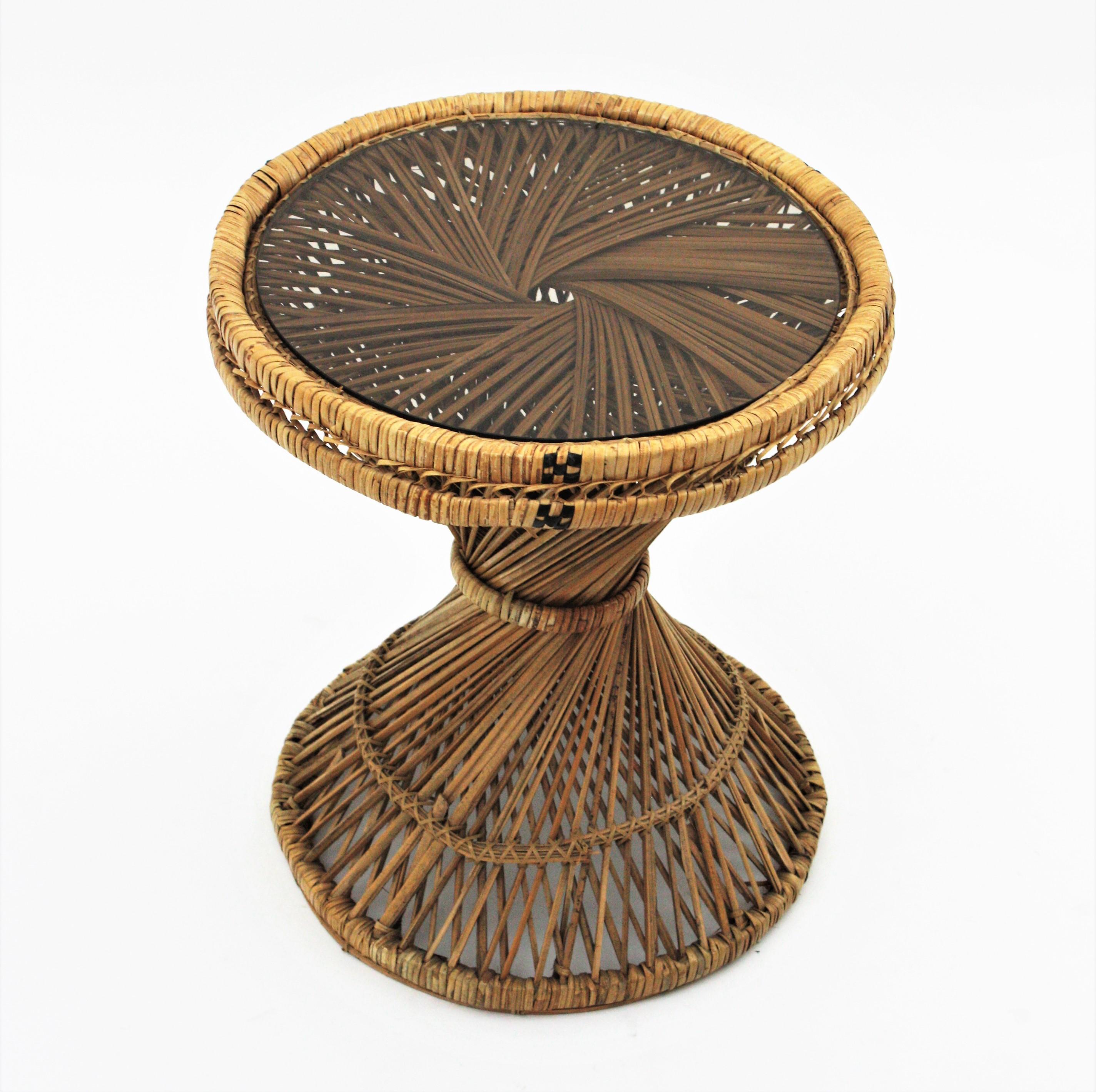 Spanish Woven Wicker Rattan Emmanuelle Peacock Small Coffee Table, Spain, 1960s For Sale