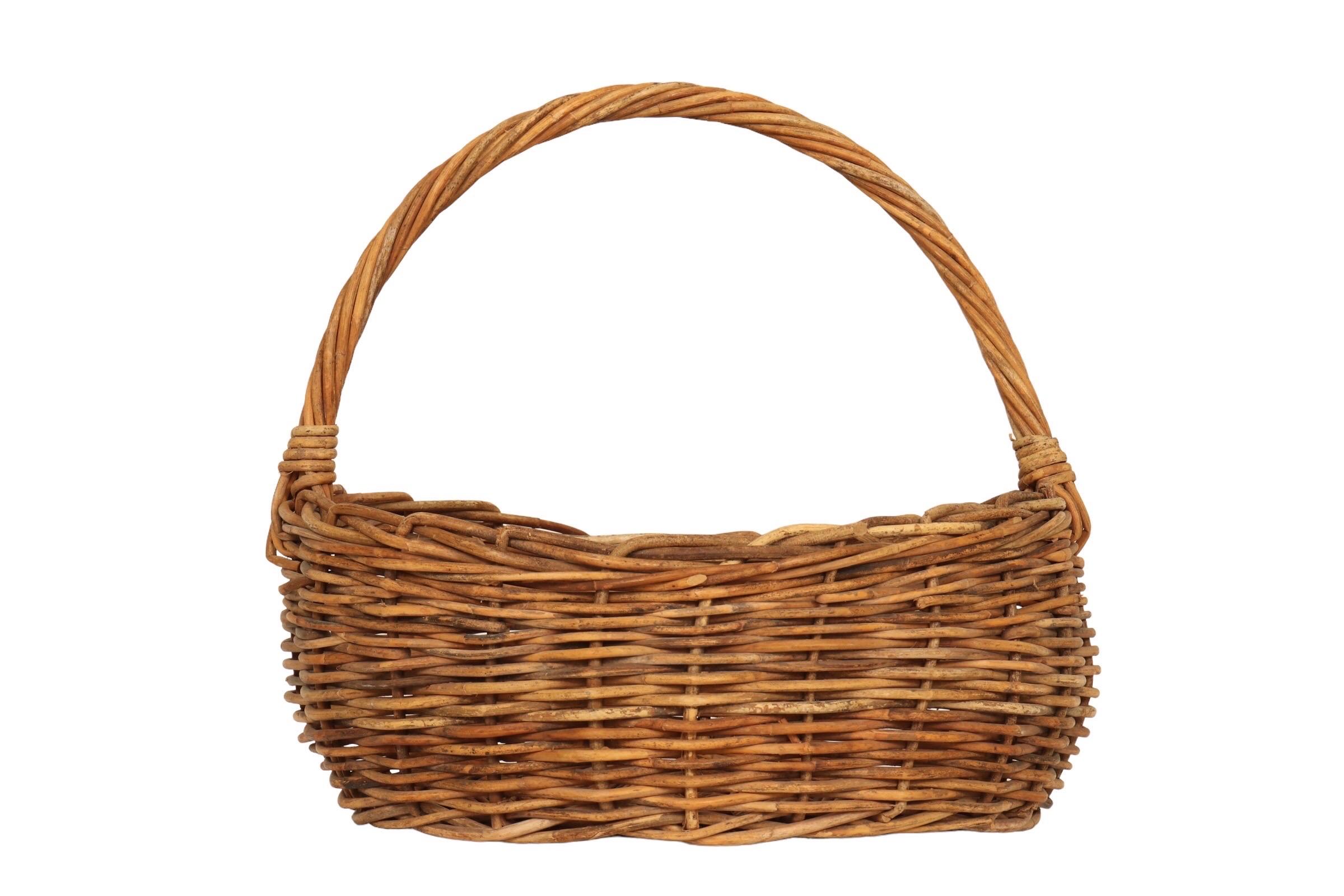 Woven Wicker Shopping Basket For Sale 2