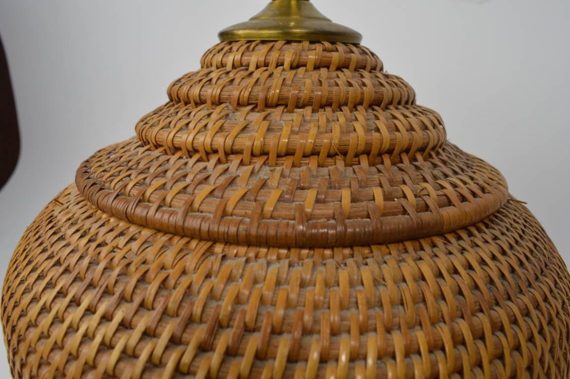 Woven Wicker Table Lamp 1
