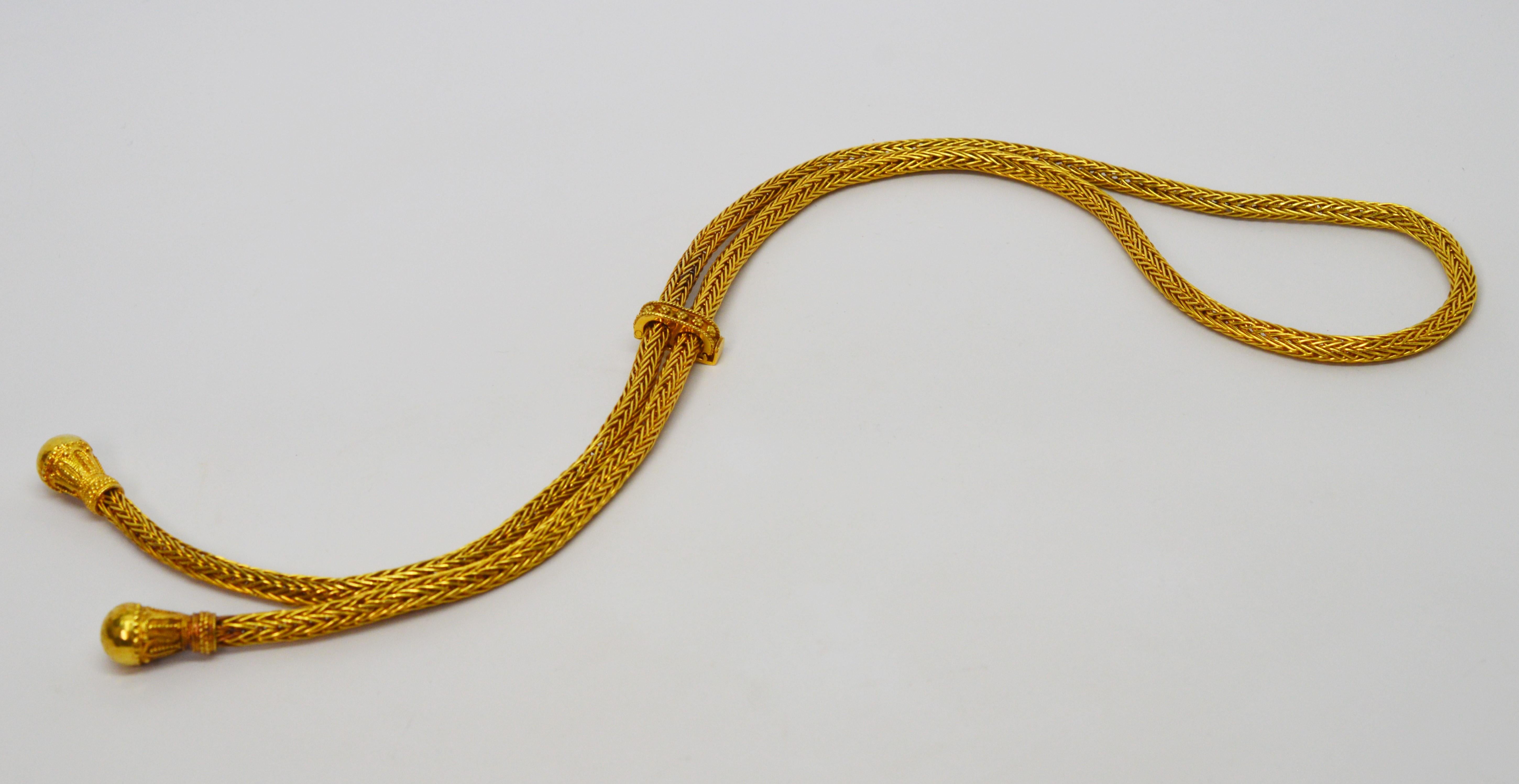 Lariat-Halskette aus gewebtem 18 Karat Gelbgold im Zustand „Gut“ im Angebot in Mount Kisco, NY