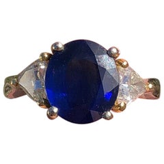 Wow 18 Karat Yellow and White Gold Natural Sapphire Diamond Ring 4.06 Carat 6.7g