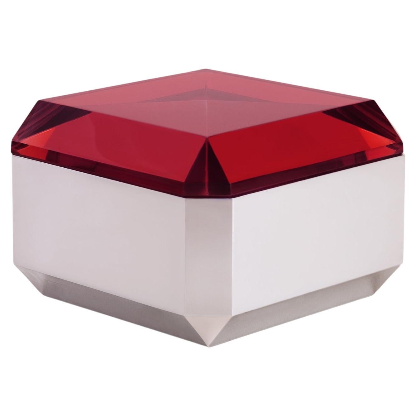 WOW rubino small table in resin by MOĆI Collective