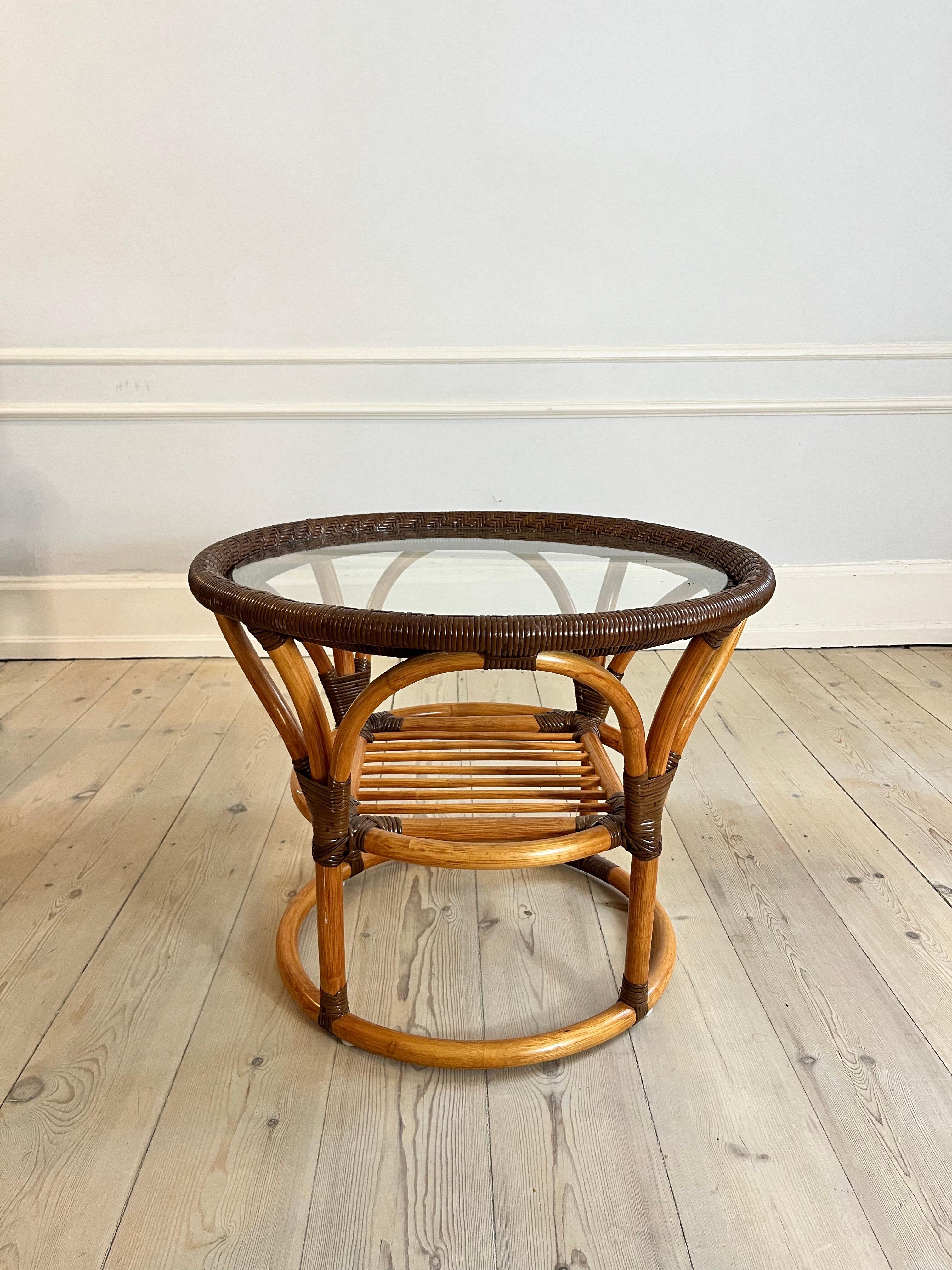 Modern Rattan / Wicker Bamboo Lounge / Living room set by Yuzuru Yamakawa. For Sale