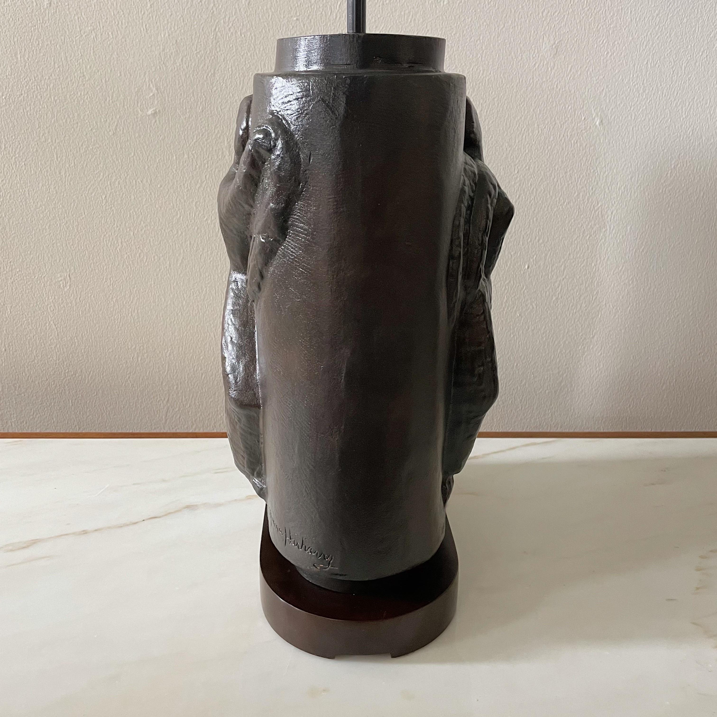 Hand-Crafted Wpa Artist Minna Harkavy '1887 – 1987' Pair Opposing Bronze Table Lamps For Sale