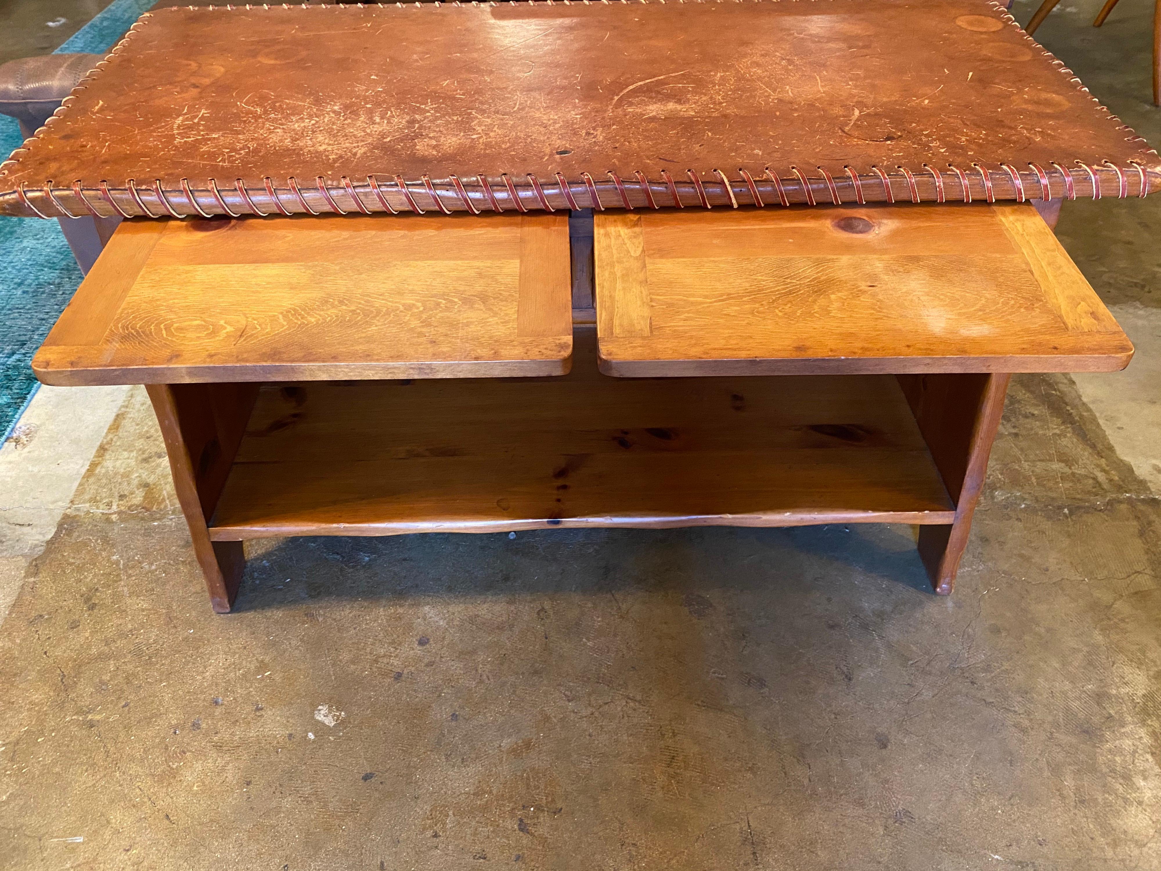 W.R Dallas Leather Top Pine Console Table In Good Condition In San Antonio, TX