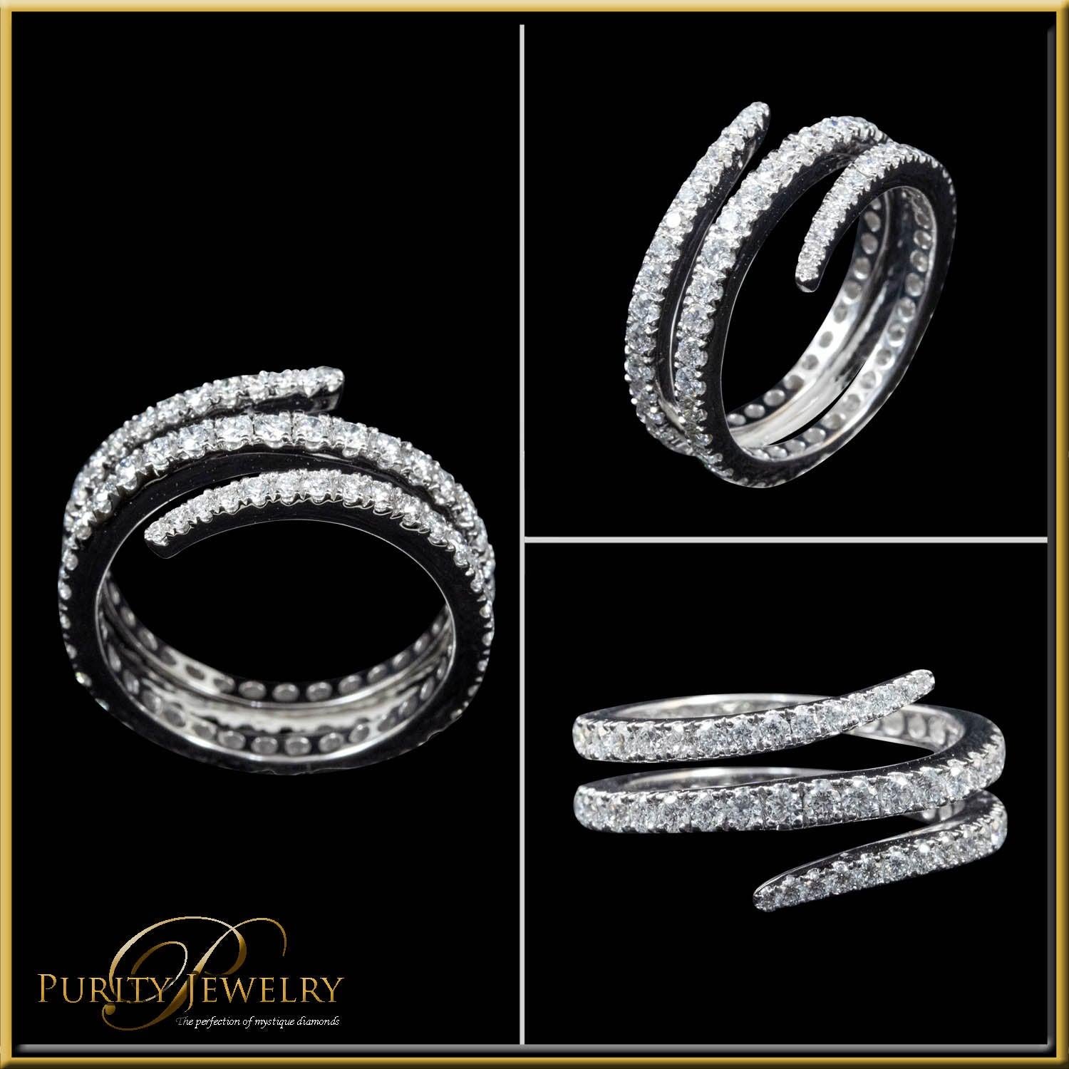 For Sale:  Wrap Around Diamond Fashion Ring in 18 Karat Gold 4