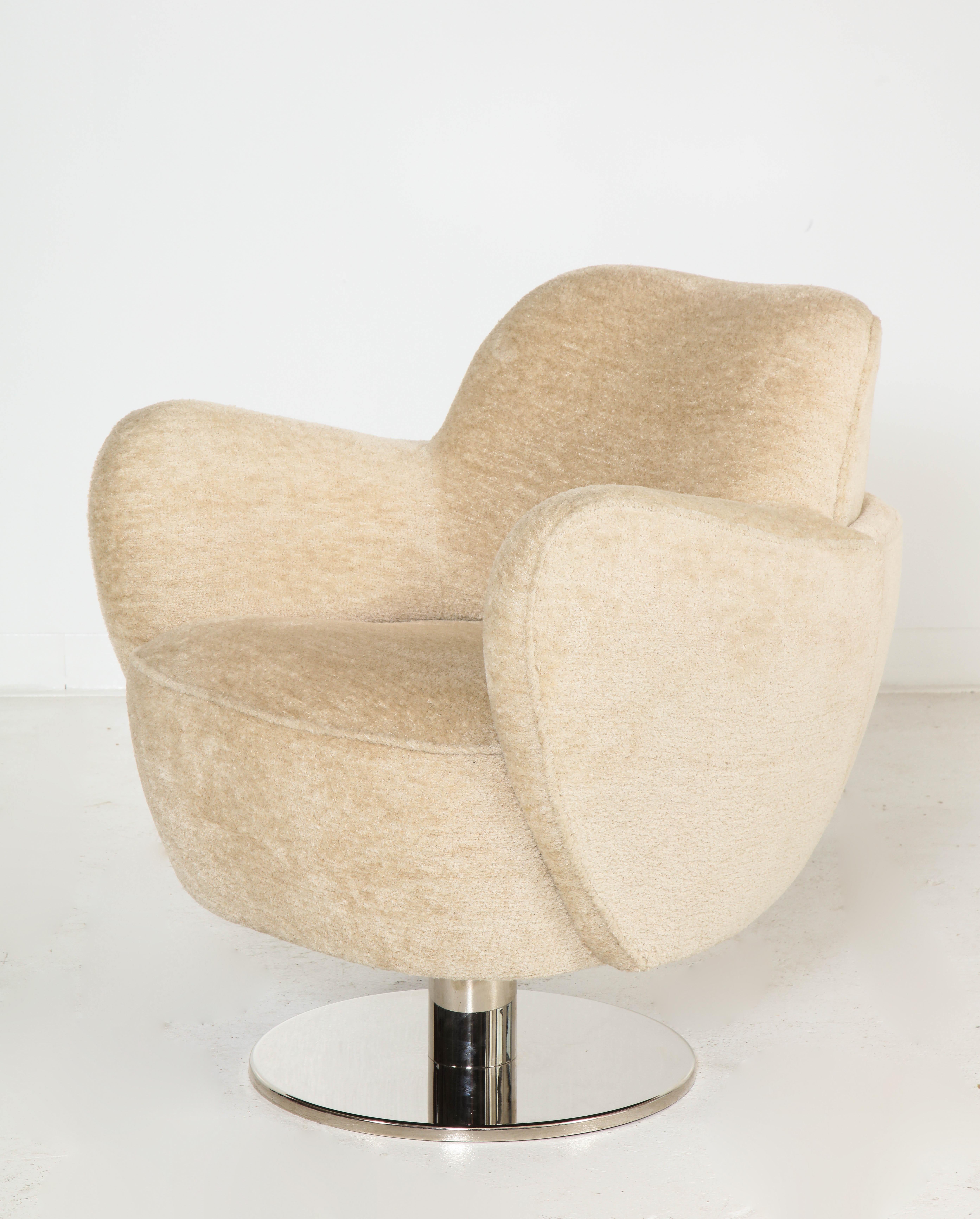 Wrap Around Swivel Barrel Chair Offered by Vladimir Kagan Design Group 1
