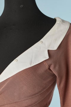 Top envolvente de rayón rosa pálido con cuello blanco desmontable CHANTAL THOMASS