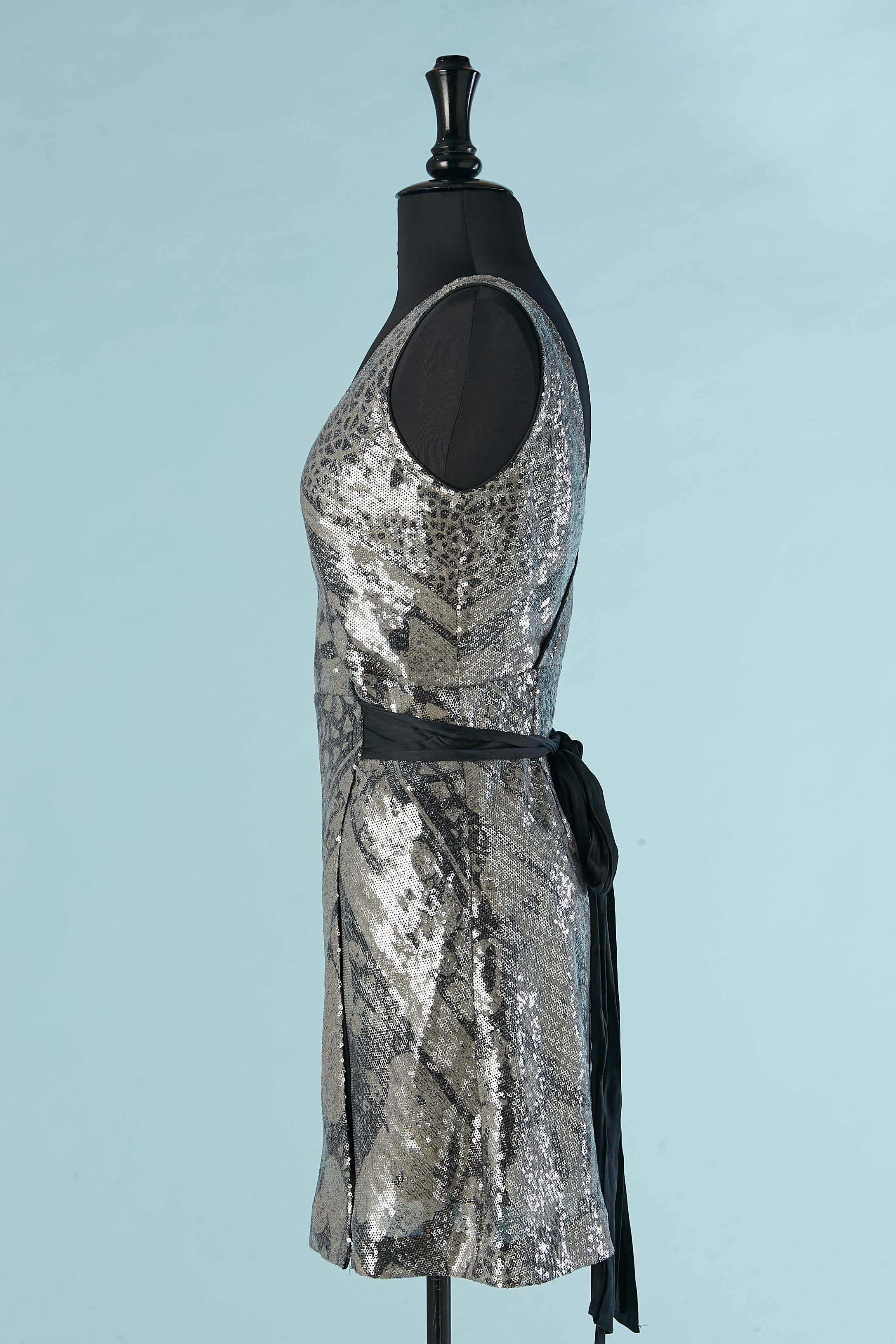 Wrap sleeveless silver sequin cocktail dress Diane von Furstenberg For Sale 1