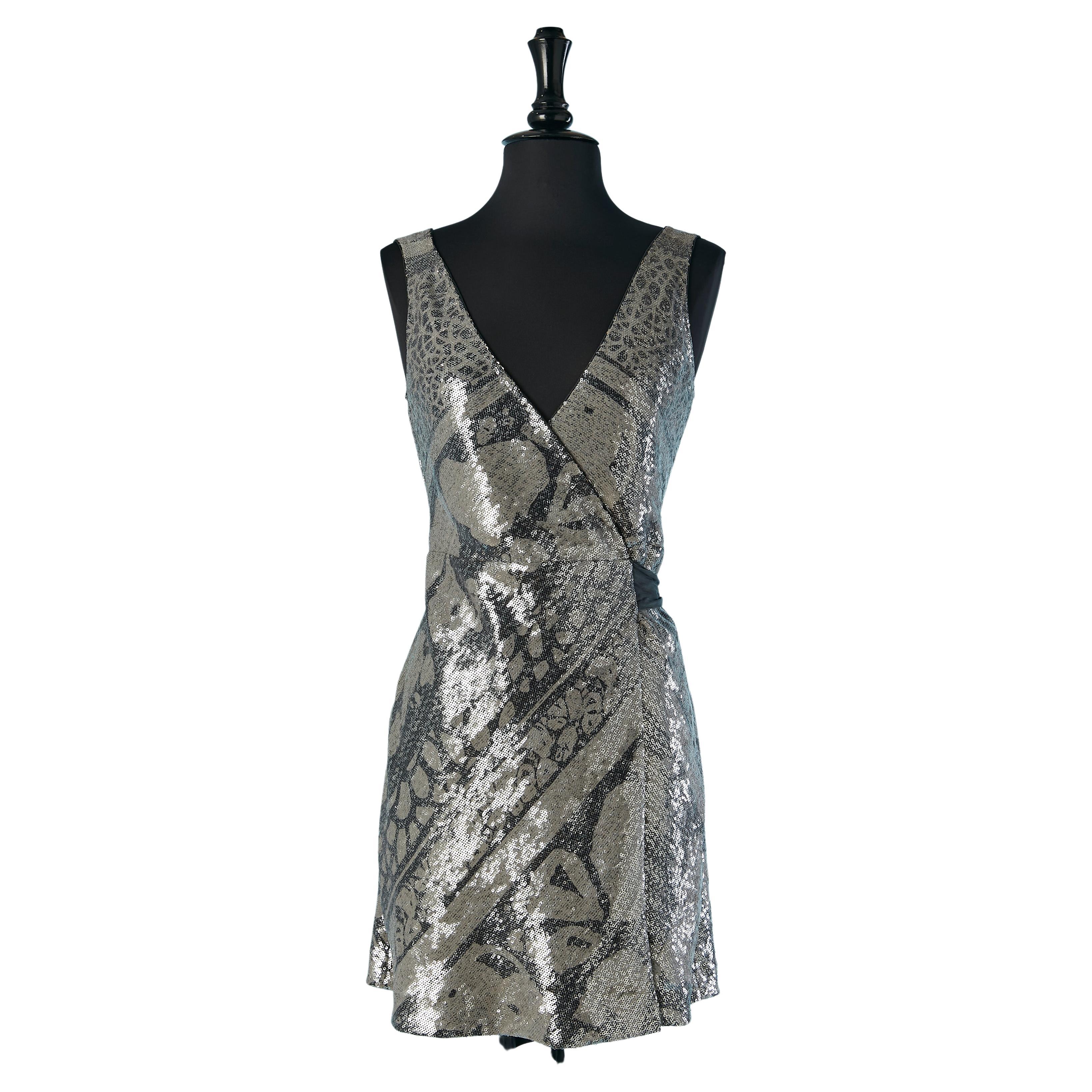 Wrap sleeveless silver sequin cocktail dress Diane von Furstenberg For Sale