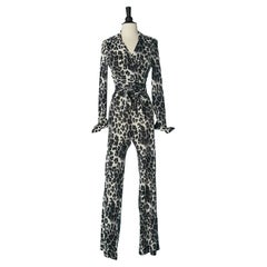 Wrap top and trouser ensemble with leopard print Diane Von Furstenberg  1970's 