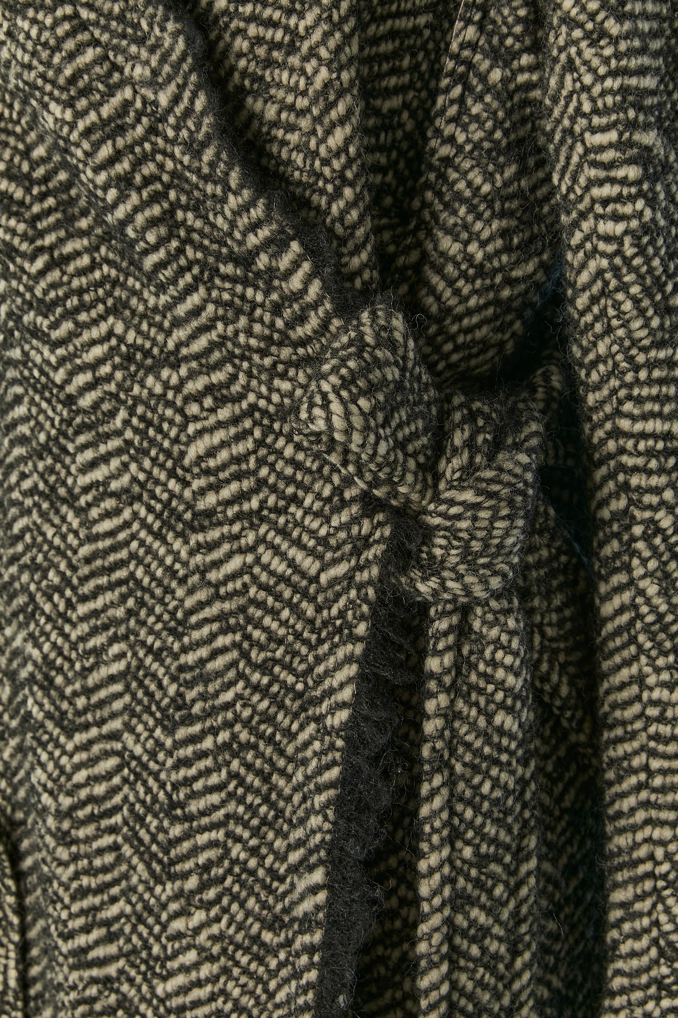 Manteau enveloppant en laine à chevrons avec bordures à franges, poches et découpes Sonia Rykiel Bon état - En vente à Saint-Ouen-Sur-Seine, FR