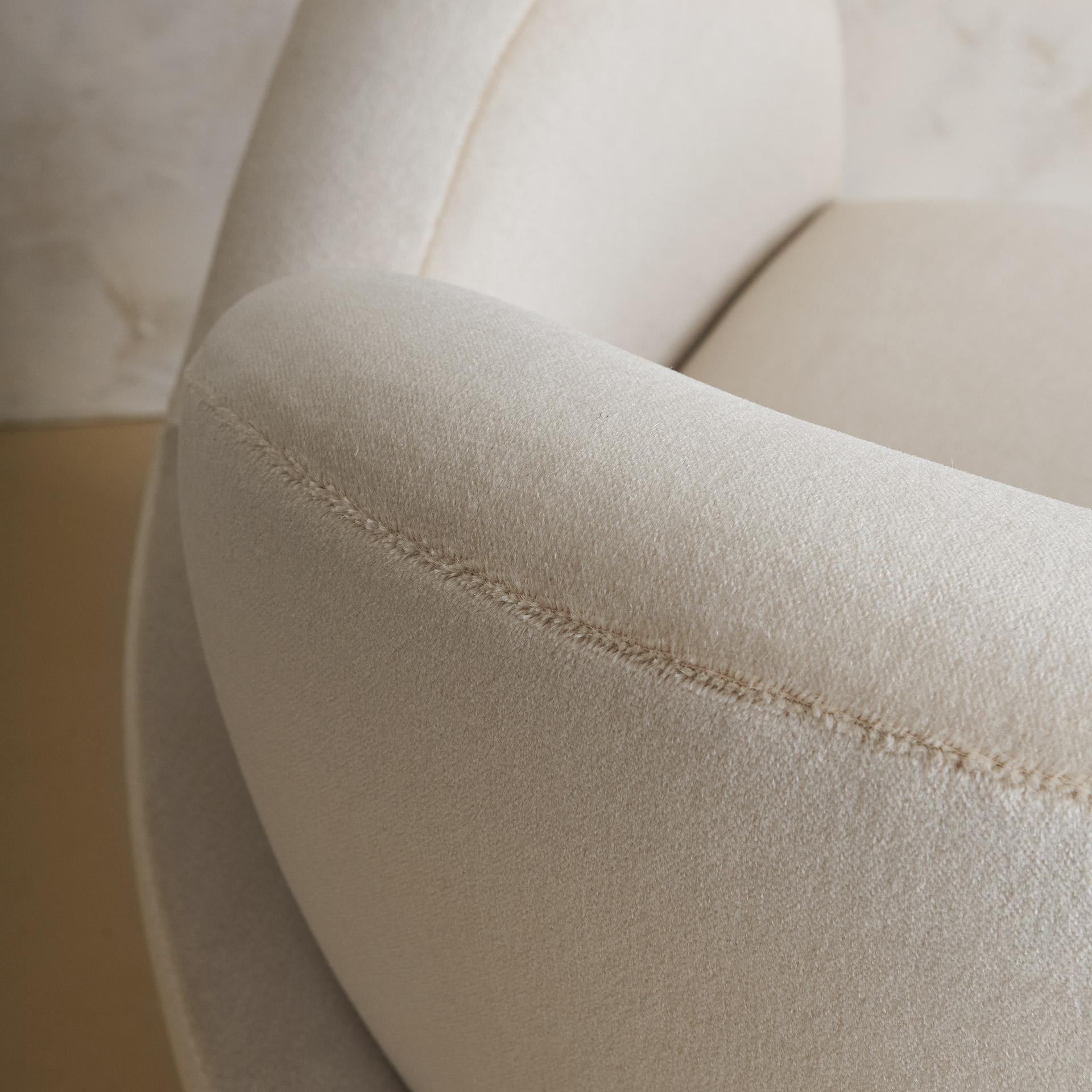 Wraparound Swivel Chair in the style of Vladimir Kagan in Ivory Mohair 8