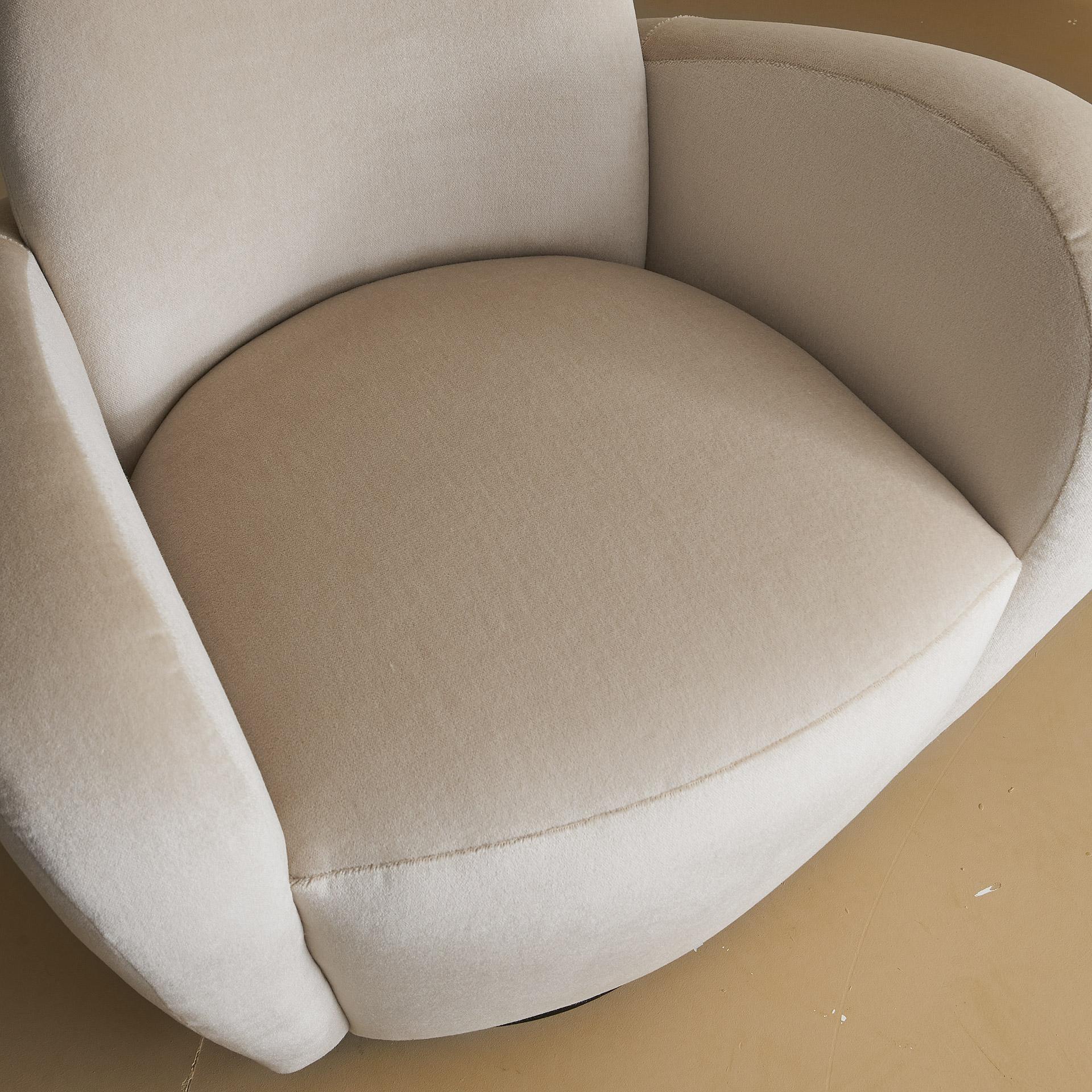 Wraparound Swivel Chair in the style of Vladimir Kagan in Ivory Mohair 2