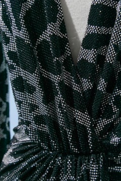 Vestido de cóctel envuelto con pedrería plateada y negra ALEXANDRE VAUTHIER Nuevo