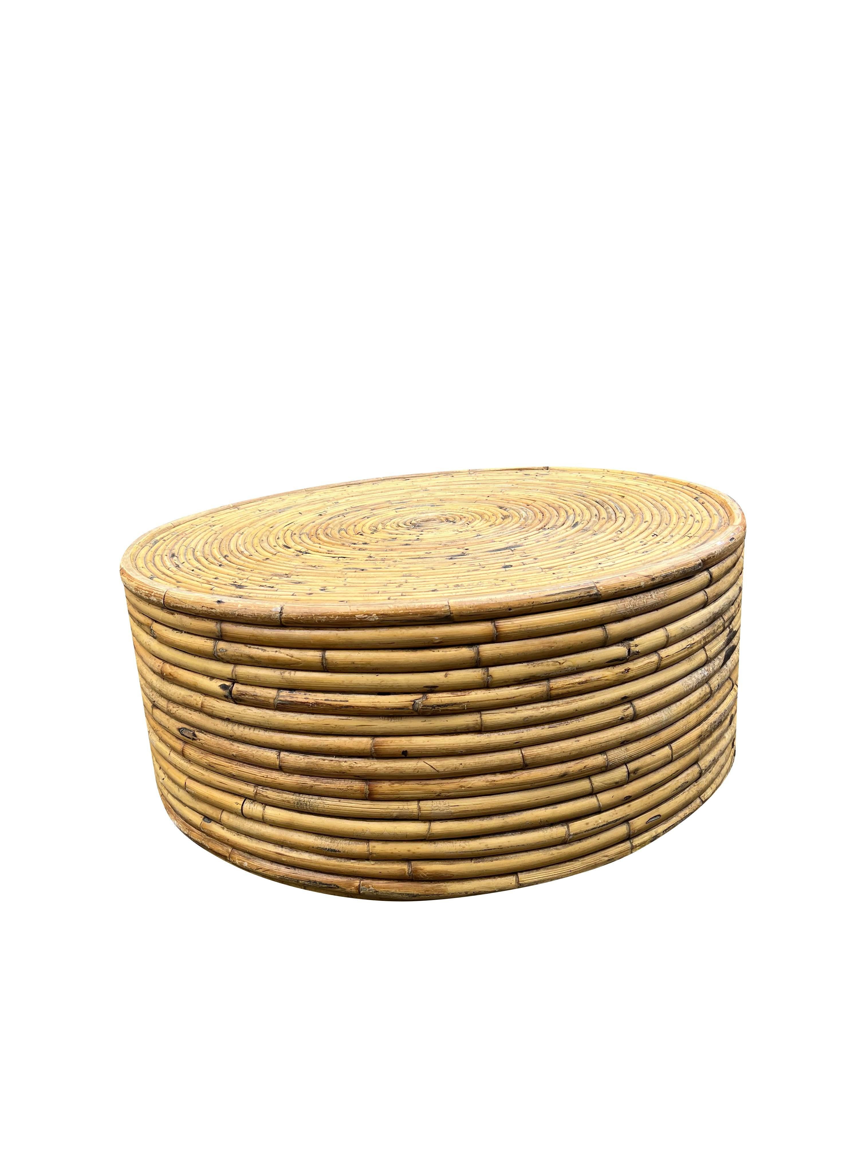 American Wrapped Rattan Wicker Round Natural Coffee Table in Coastal Boho Chic Style For Sale