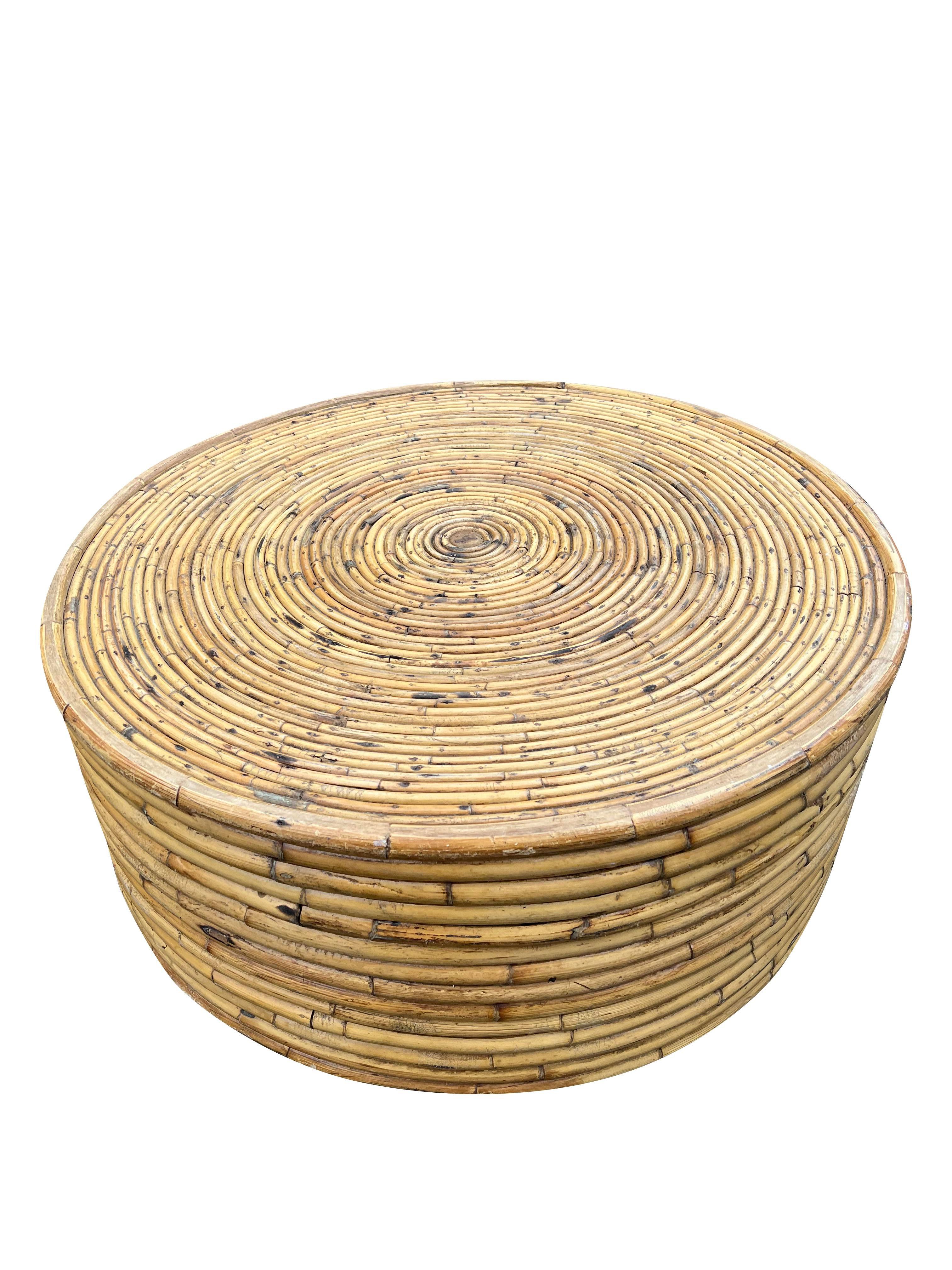 Wrapped Rattan Wicker Round Natural Coffee Table in Coastal Boho Chic Style For Sale 1