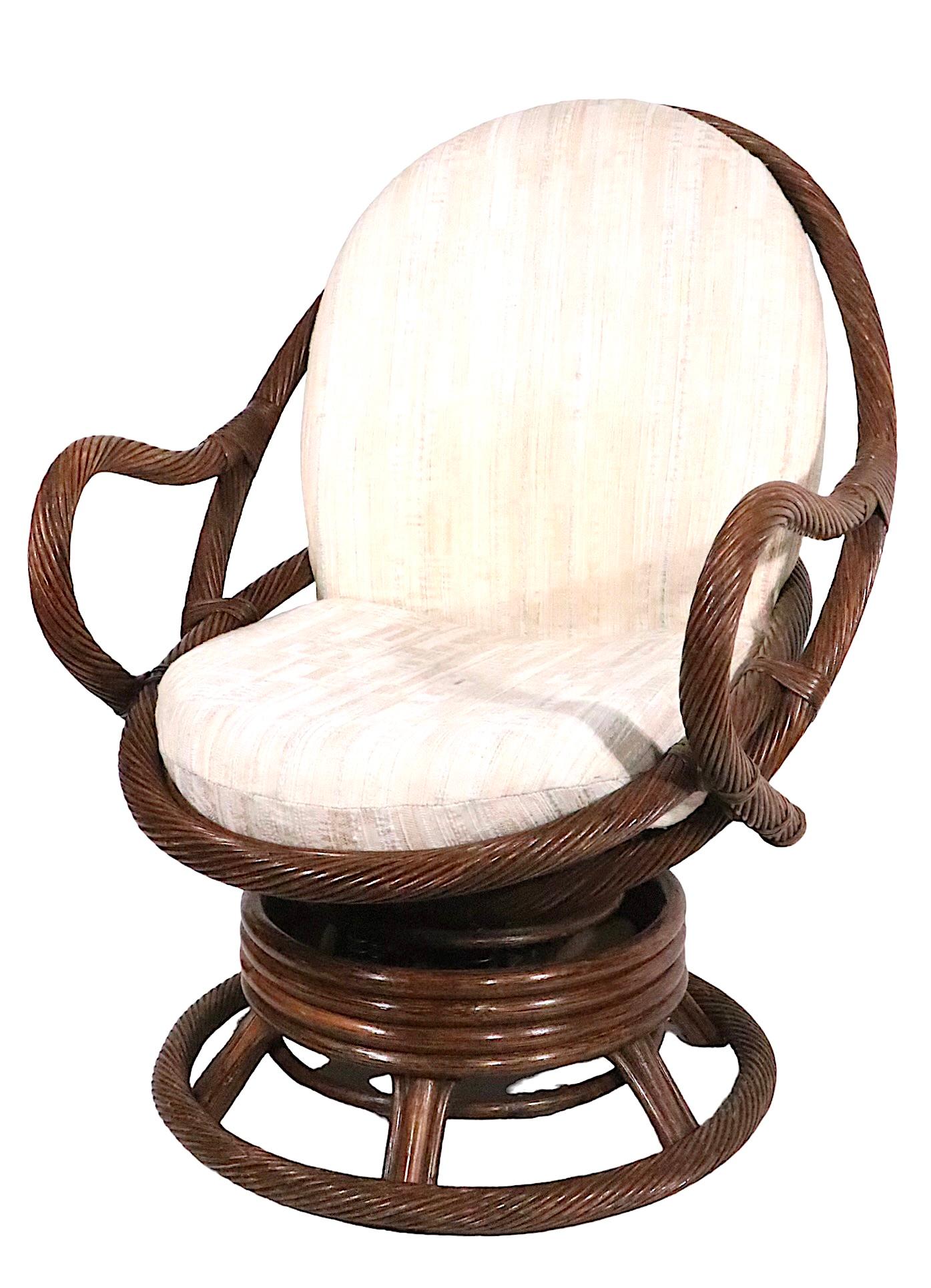 Chaise longue pivotante en bambou et roseau enrubanné C.I.C. en vente 10