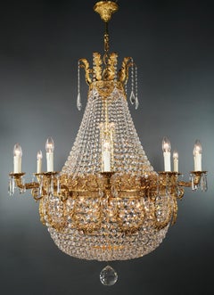 Wreat Brass Basket Empire Sac a Pearl Chandelier Crystal and Antique Gold