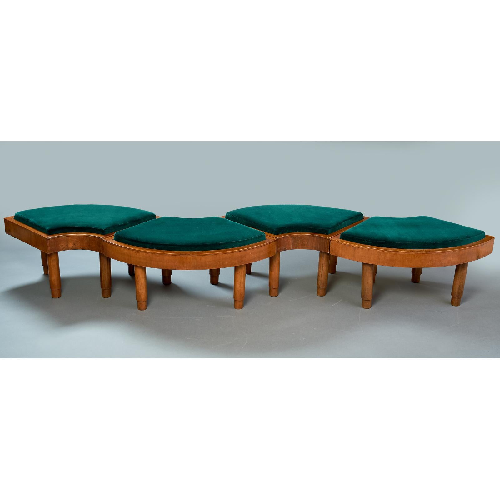Wreath of Four Polished Wood Stools, Italy 1930s In Good Condition In New York, NY