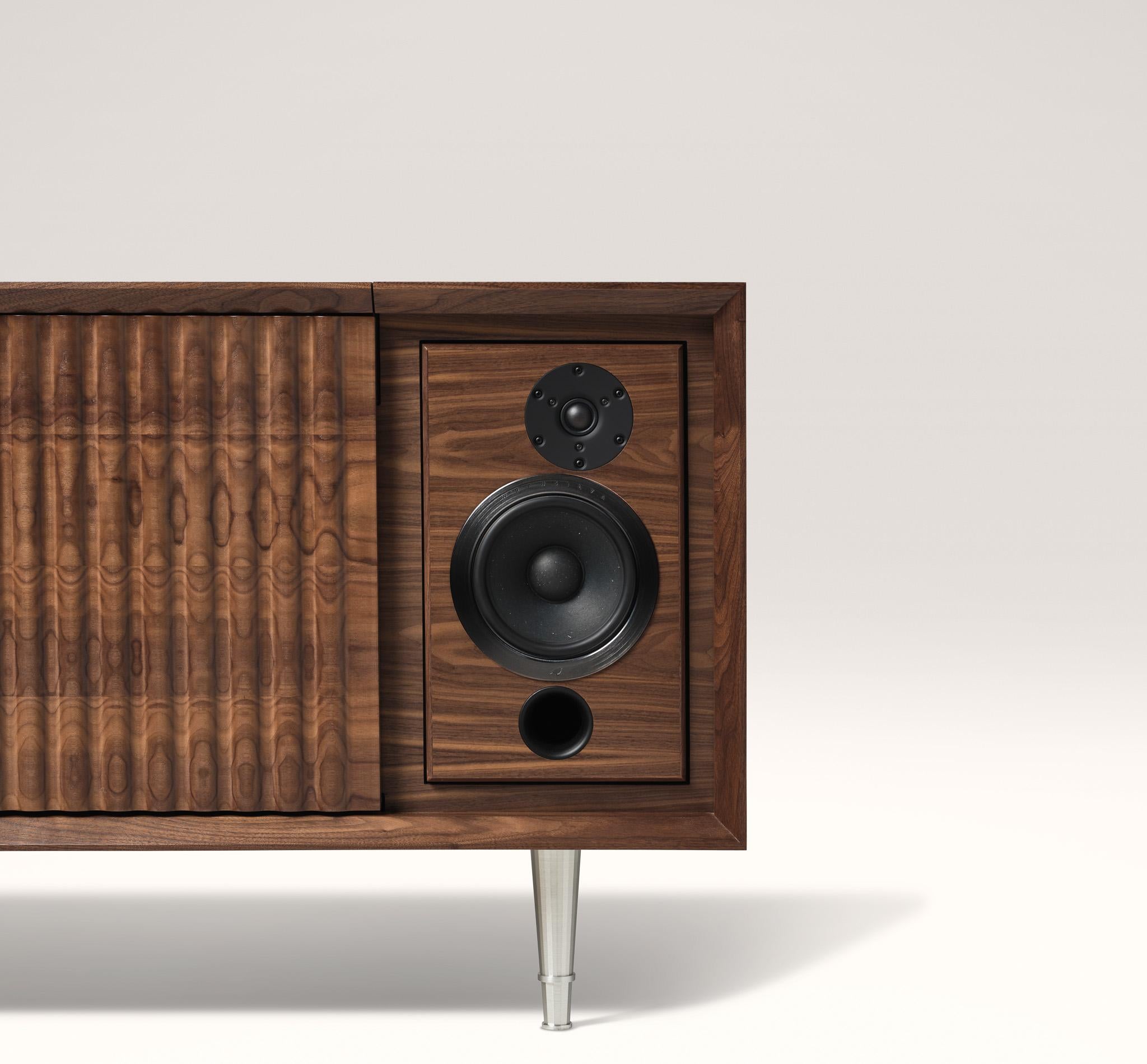 Contemporary Wrensilva Standard Record Player Console in Natural Walnut / Aluminum For Sale