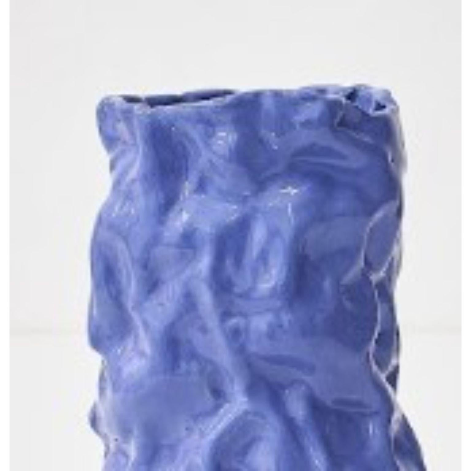 Wrinkled Blue Vase by Siup Studio In New Condition For Sale In Geneve, CH