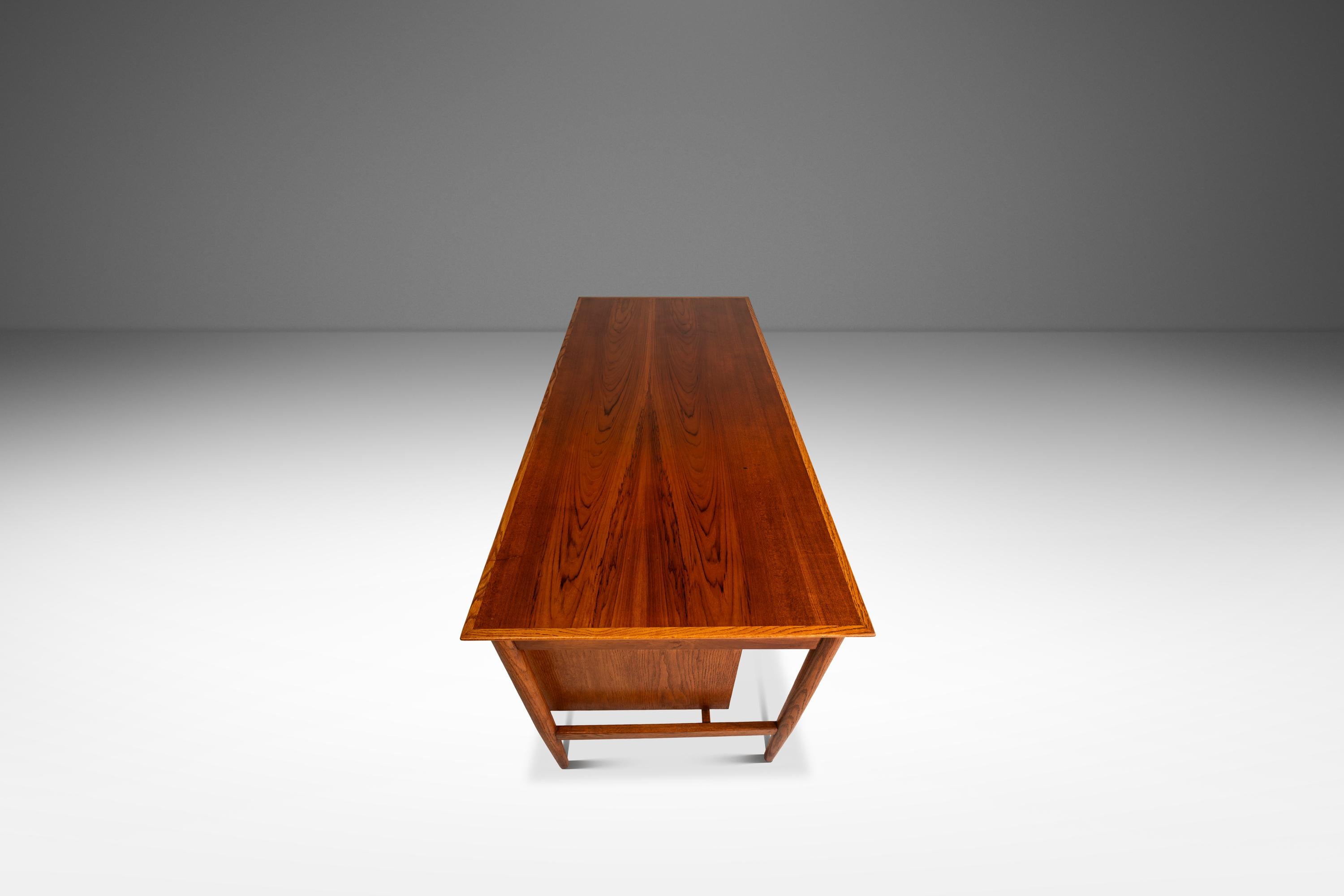 Mid-Century Modern Writer's Desk in Oak Attributed to Arne Vodder for Sigh & Søns, Denmark, c. 1960 For Sale