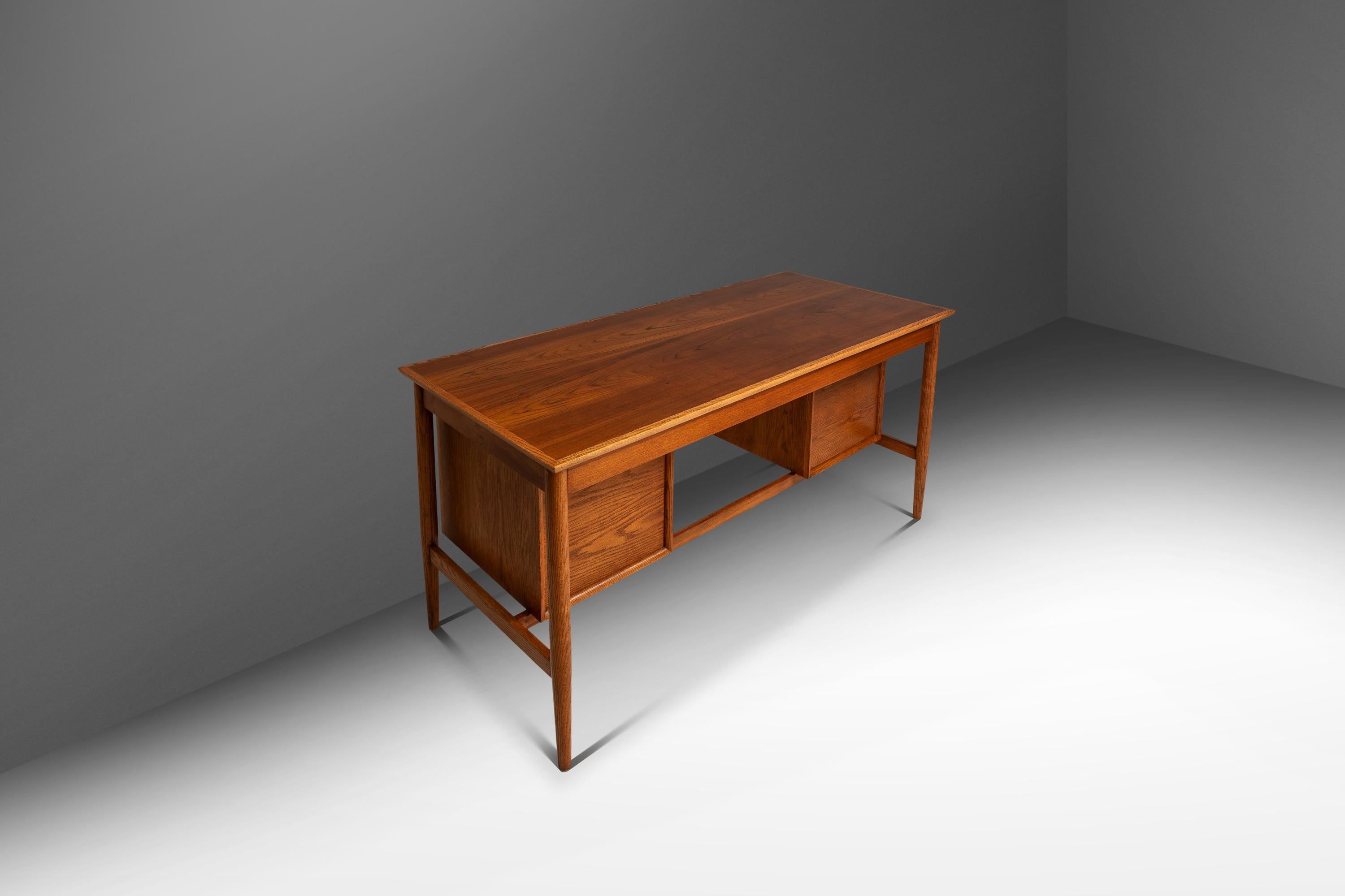 Danish Writer's Desk in Oak Attributed to Arne Vodder for Sigh & Søns, Denmark, c. 1960 For Sale