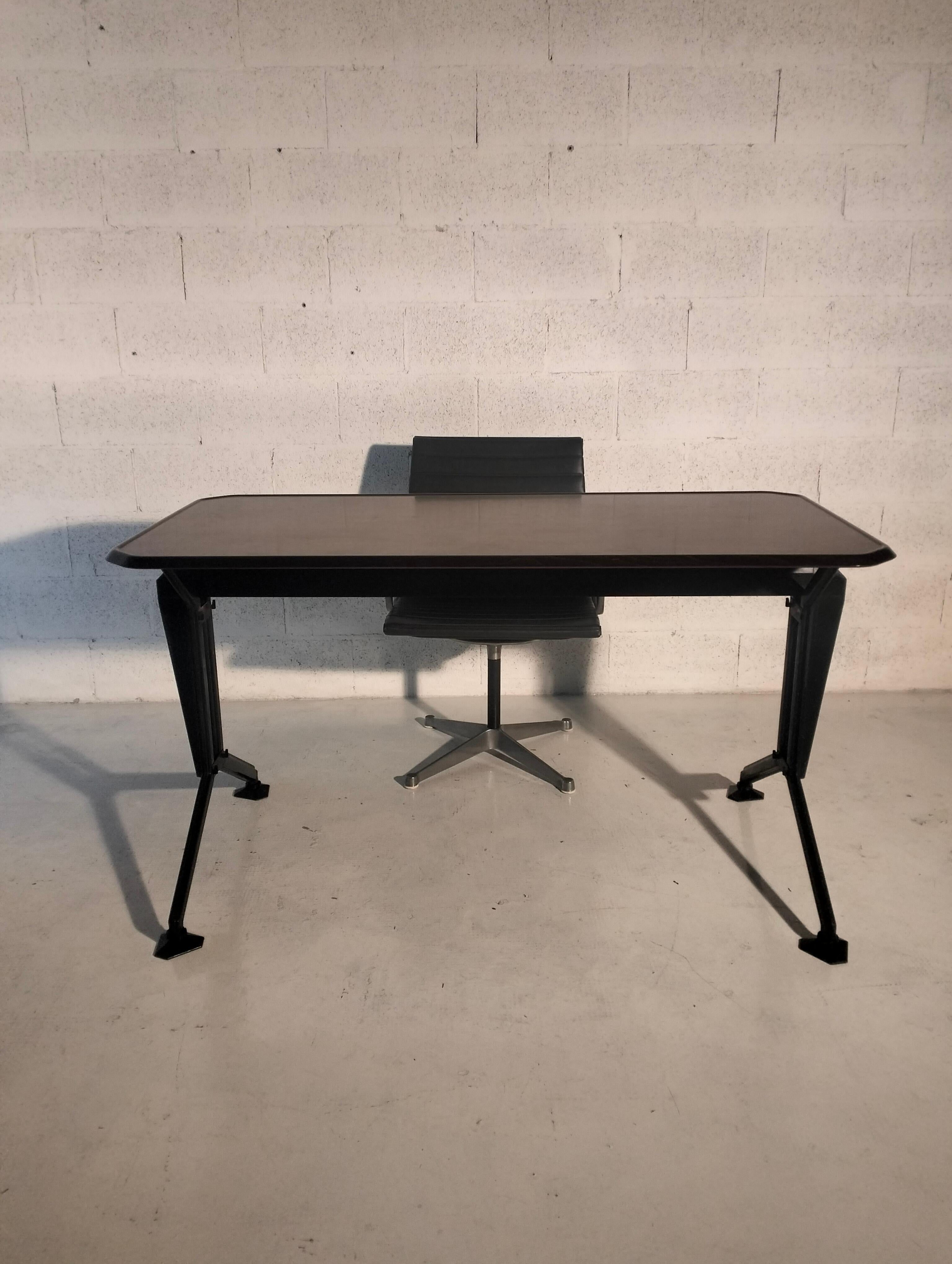 Writing Desk Arco model by BBPR for Olivetti Synthesis 60s, 70s 7