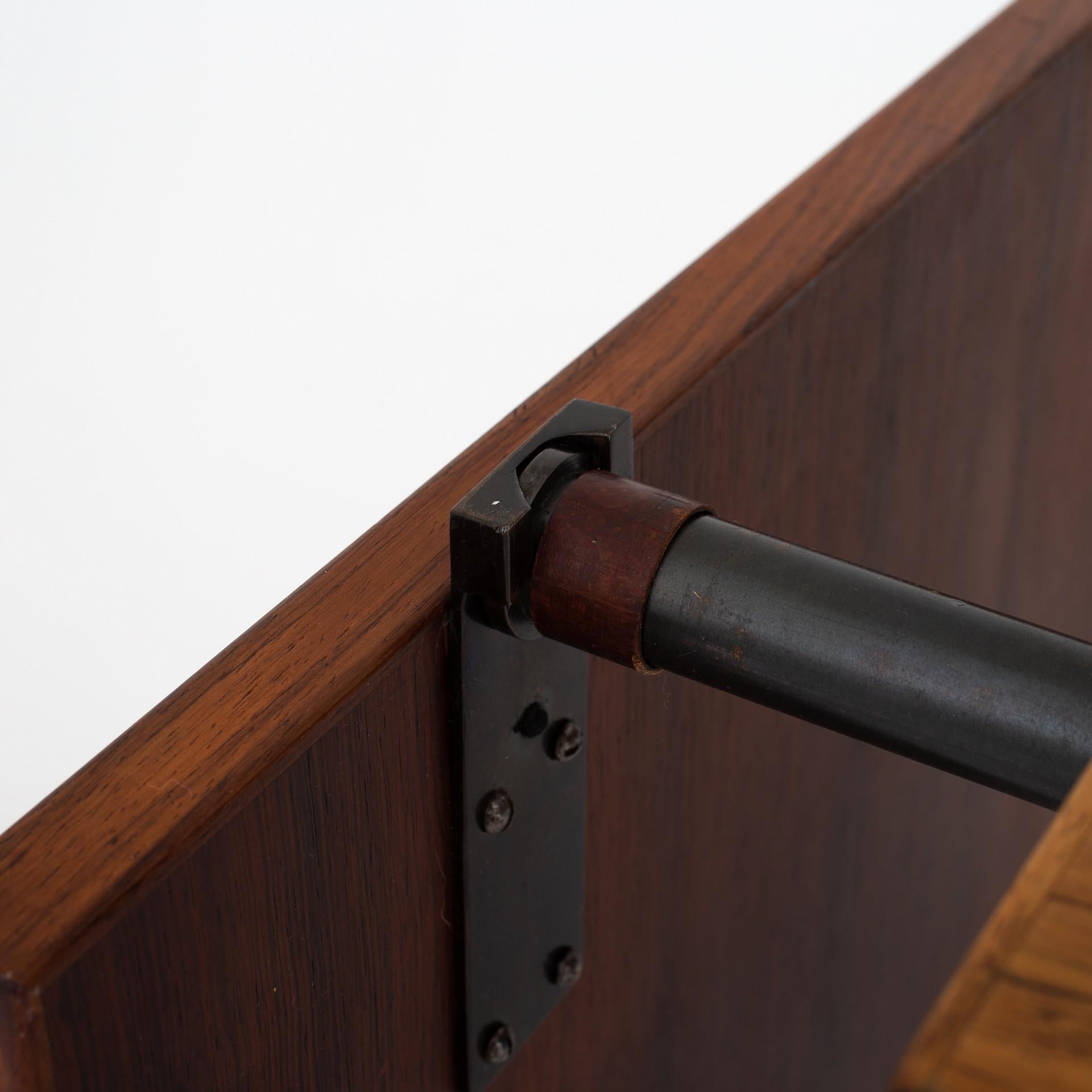 Writing Desk by Finn Juhl In Good Condition In Copenhagen, DK