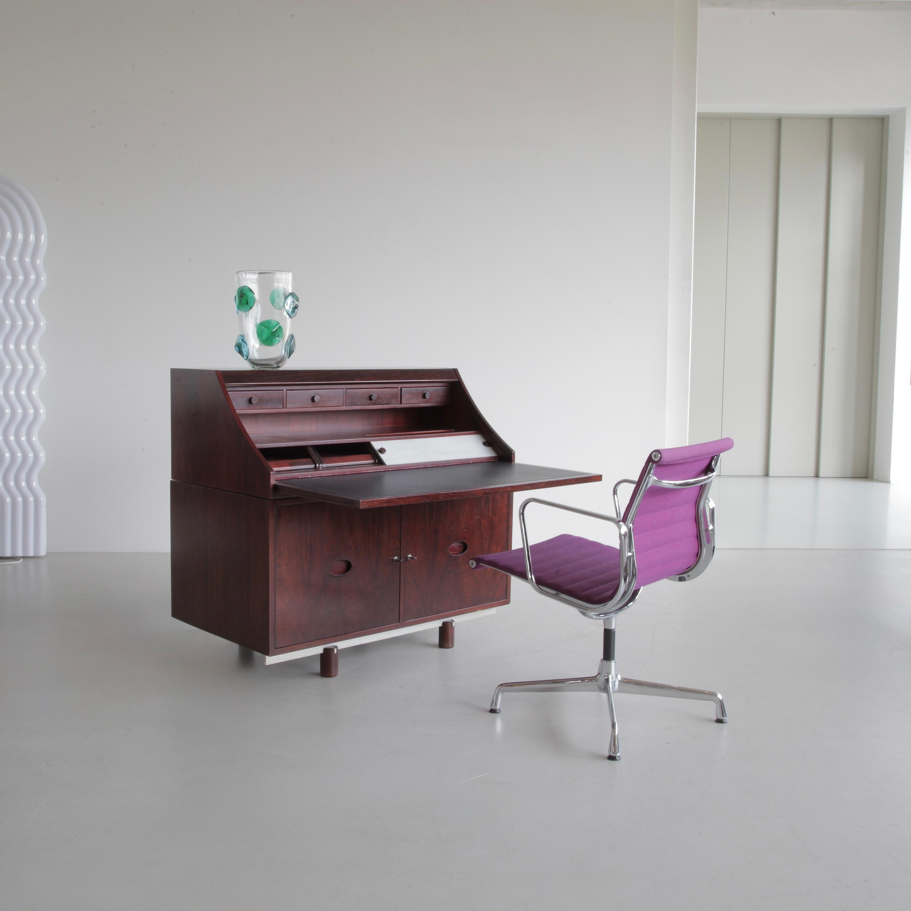 Writing Desk by Gianfranco FRATTINI for BERNINI, 1961 For Sale 2