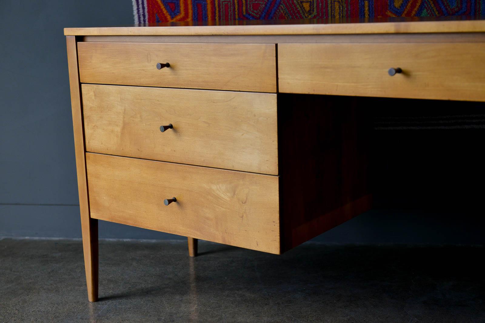 Writing Desk by Paul McCobb, ca. 1955 In Good Condition In Costa Mesa, CA