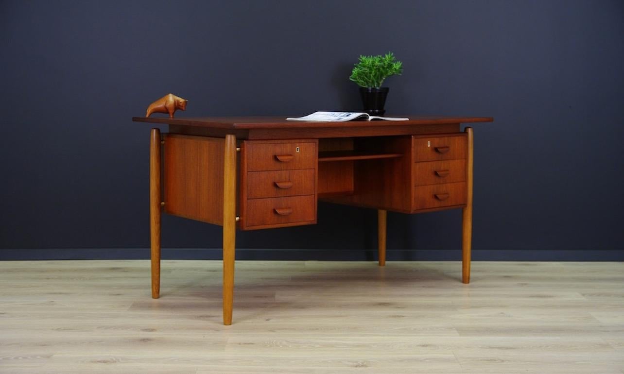 Scandinavian Modern Writing Desk Danish Design Classic Teak Vintage