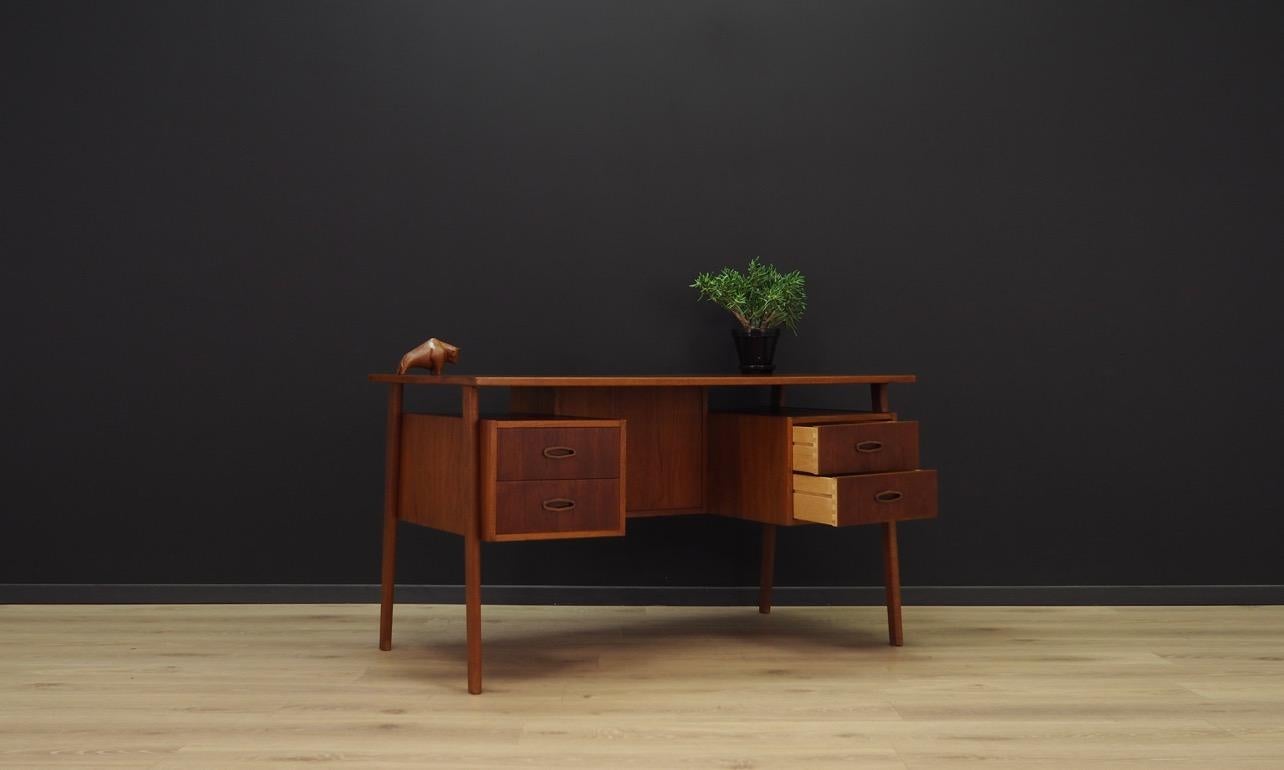 Writing Desk Danish Design Vintage, 1960-1970 In Good Condition In Szczecin, Zachodniopomorskie