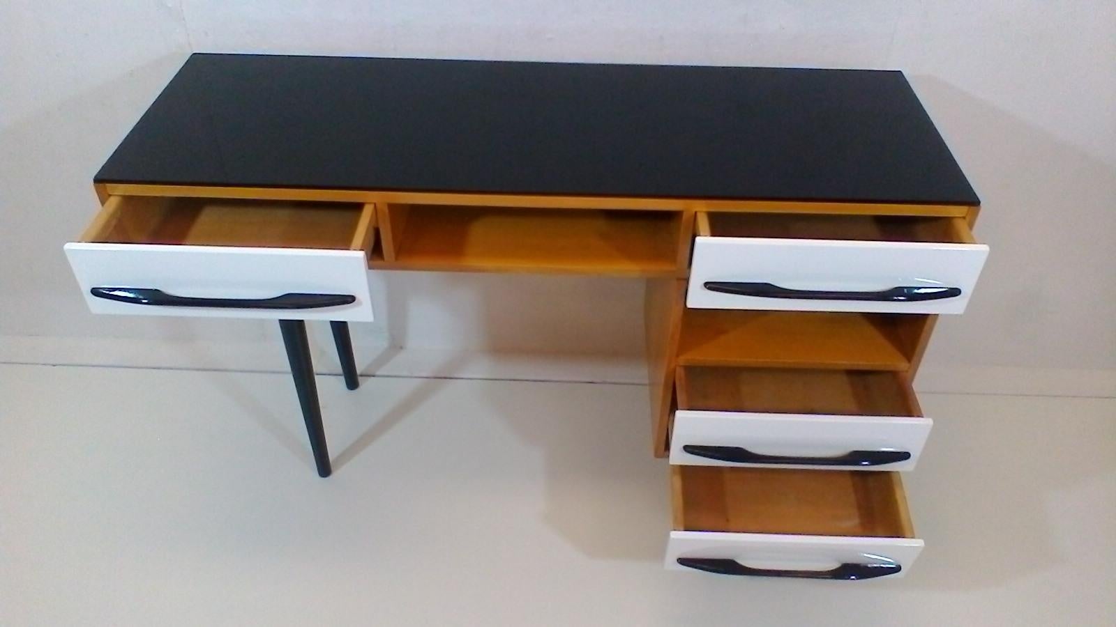 Mid-Century Modern Writing Desk Designed by Architect M. Požár, Retro Style Brusel 1960s  For Sale