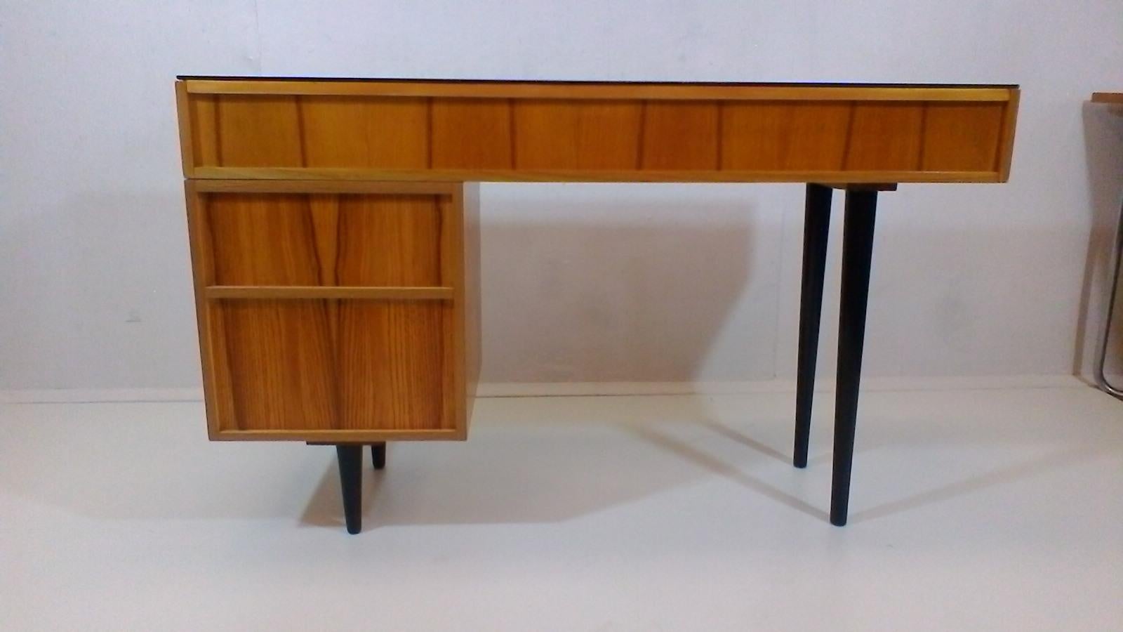 Mid-20th Century Writing Desk Designed by Architect M. Požár, Retro Style Brusel 1960s  For Sale