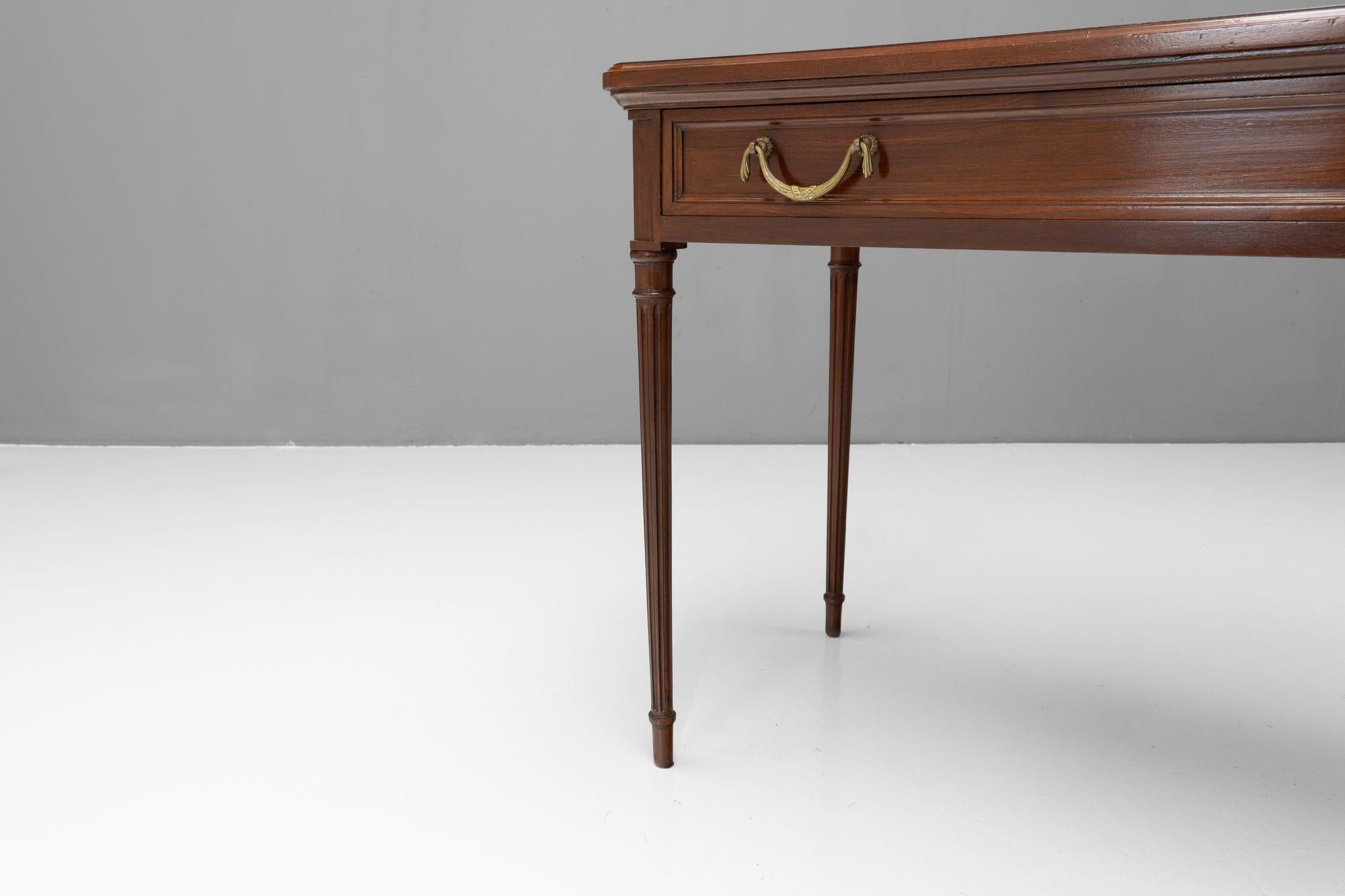 Writing Desk en vente 1