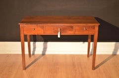 Writing Desk in Italian Walnut at Tre Cassetti 1820 Restored