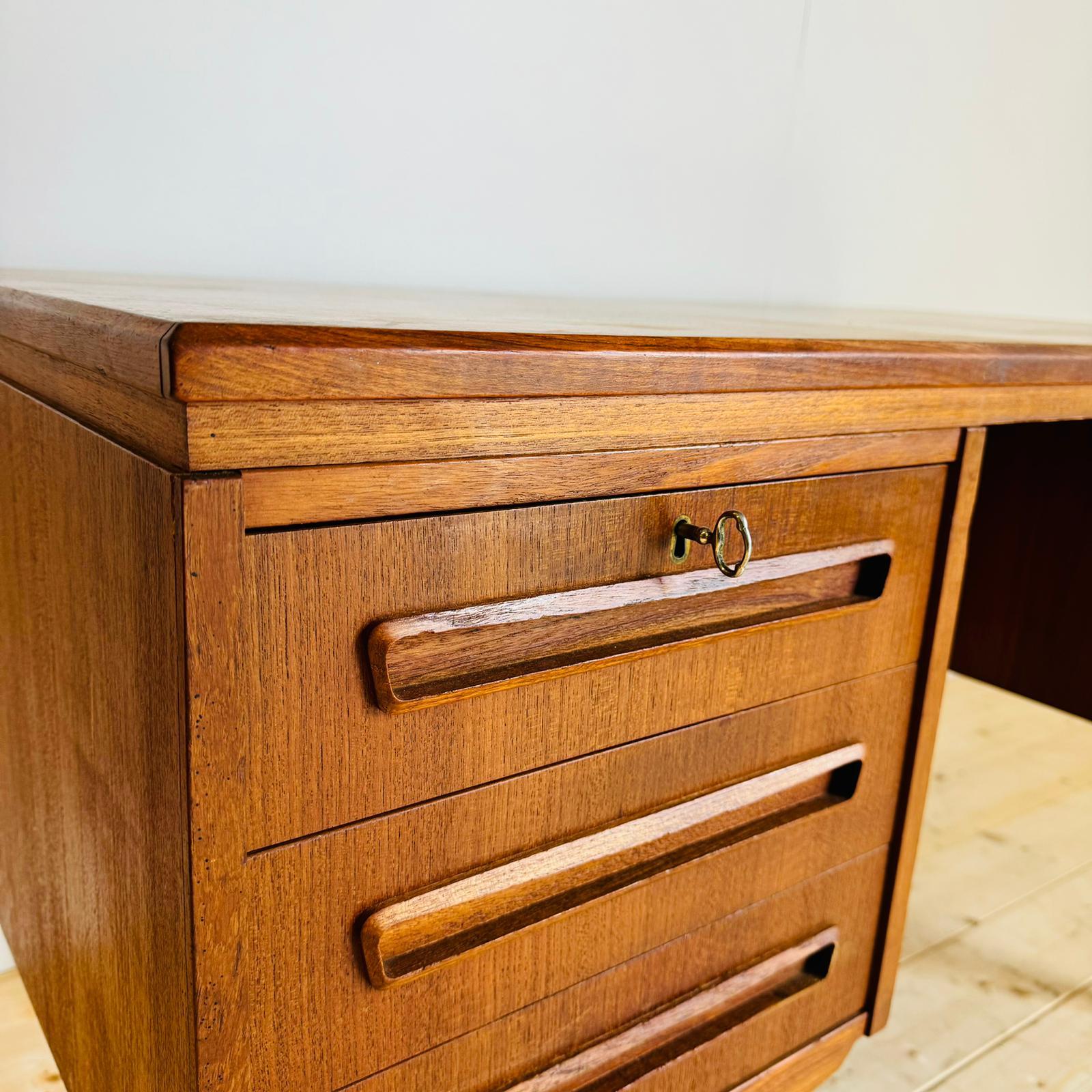 Danish Writing desk in teak, Denmark 1960 For Sale