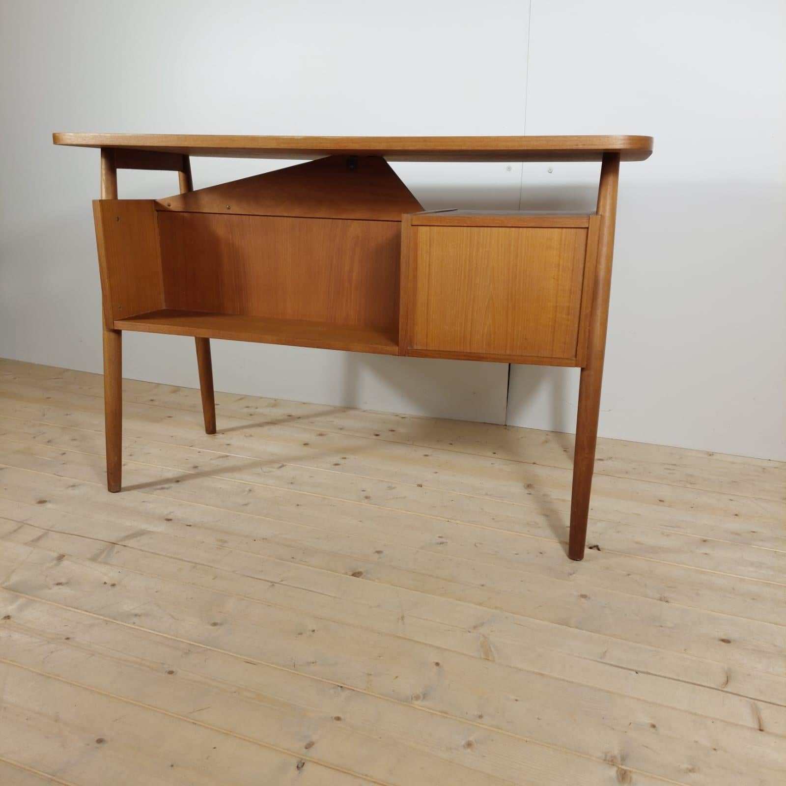 Mid-20th Century Writing desk in teak, Gunnar Nielsen for Tibergaard, Denmark 1960 For Sale