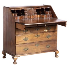 Writing desk of King Jose style and Queen Maria I style Noble Wood, 18th century