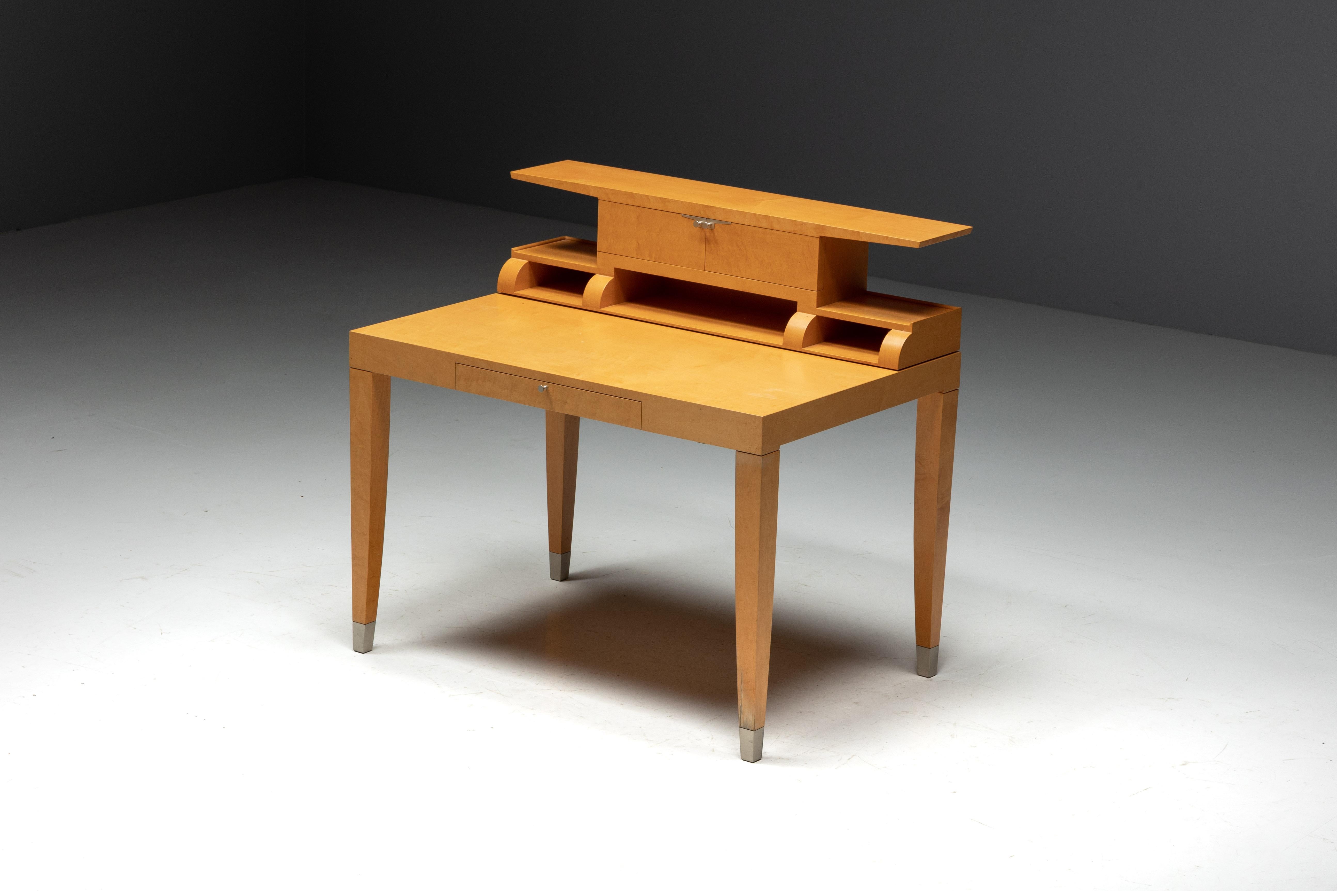 Schreibtisch mit Stuhl von Chi Wing Lo für Giorgetti, Italien, 1990er Jahre im Zustand „Hervorragend“ im Angebot in Antwerp, BE