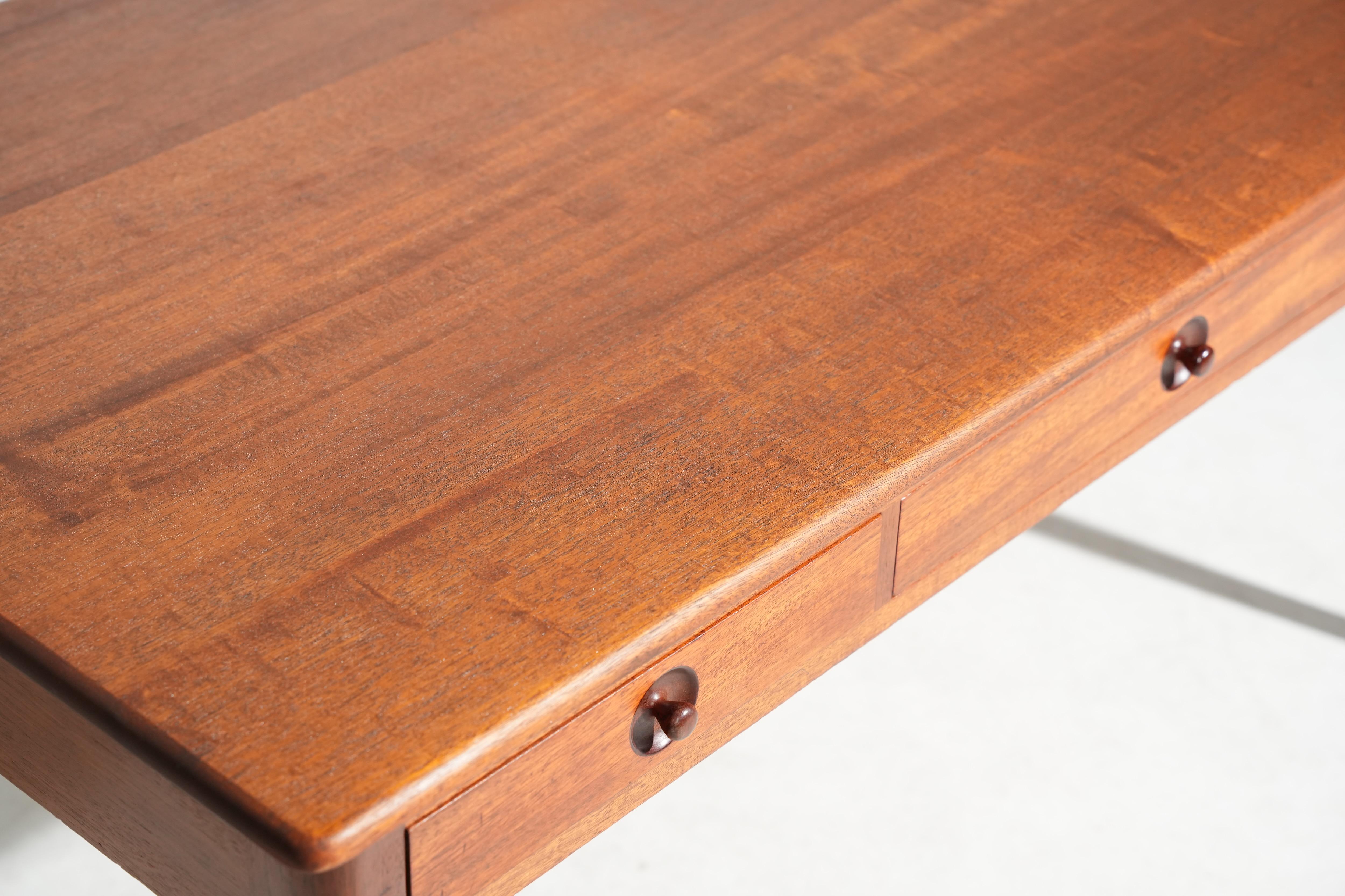 Writing Table Desk in Teak PP 305 by Hans J. Wegner for PP Møbler, Denmark 1960s For Sale 5