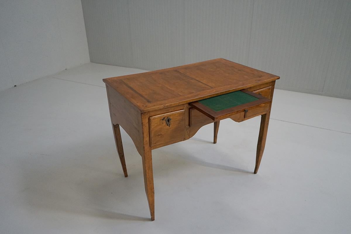 Writing Table, Desk Louis XVI Late 1700 In Good Condition For Sale In Roveredo In Piano, IT