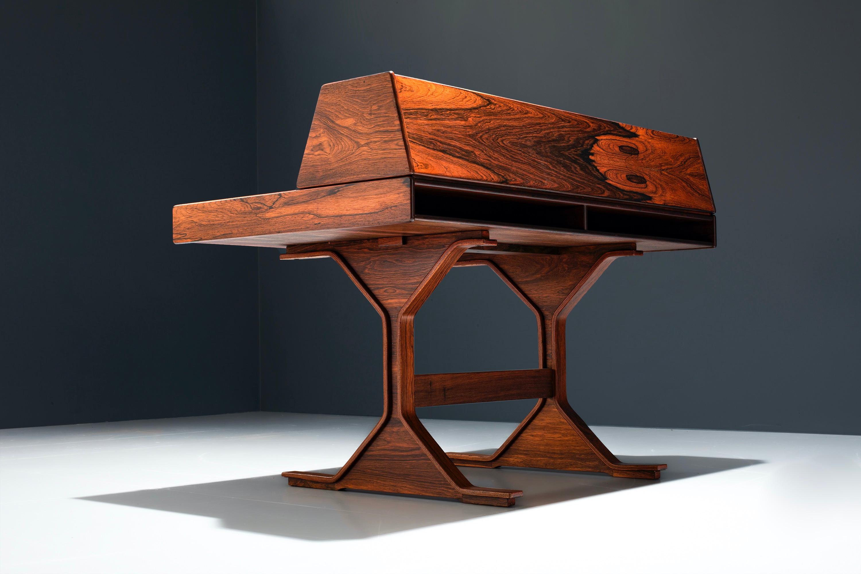 Mid-20th Century Rosewood Writing Desk by Gianfranco Frattini for Bernini, Italy, 1956